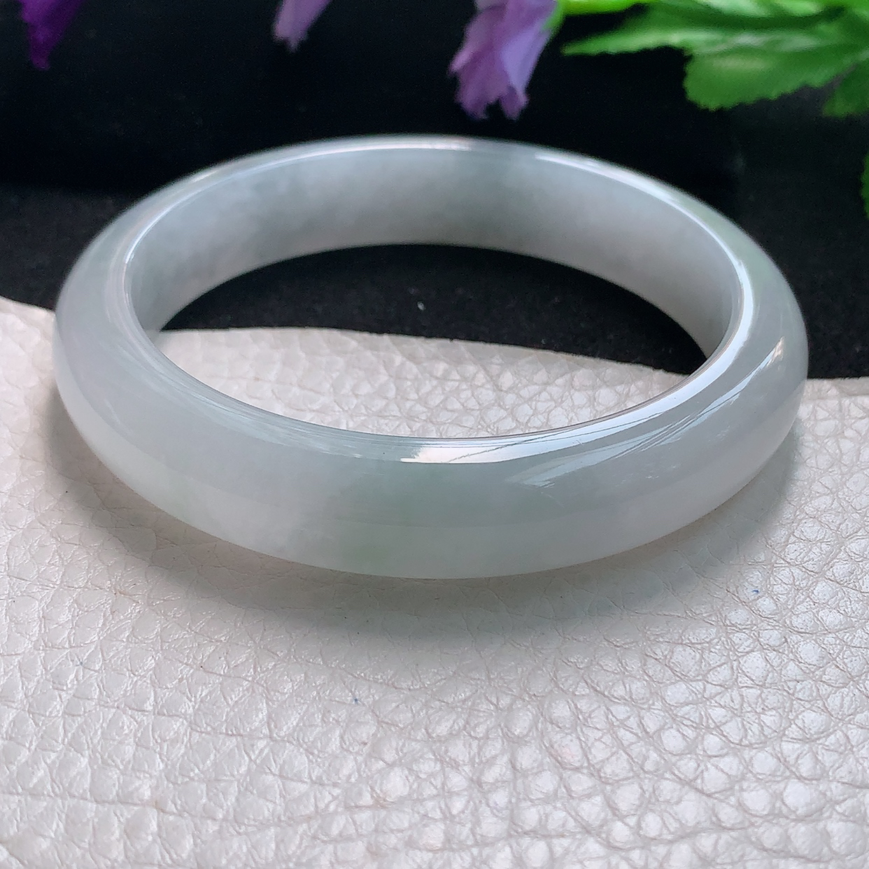 yh自然光61*12.5*8.3大圈口平安镯天然缅甸翡翠a货手镯白月光清透正圈宽边镯子