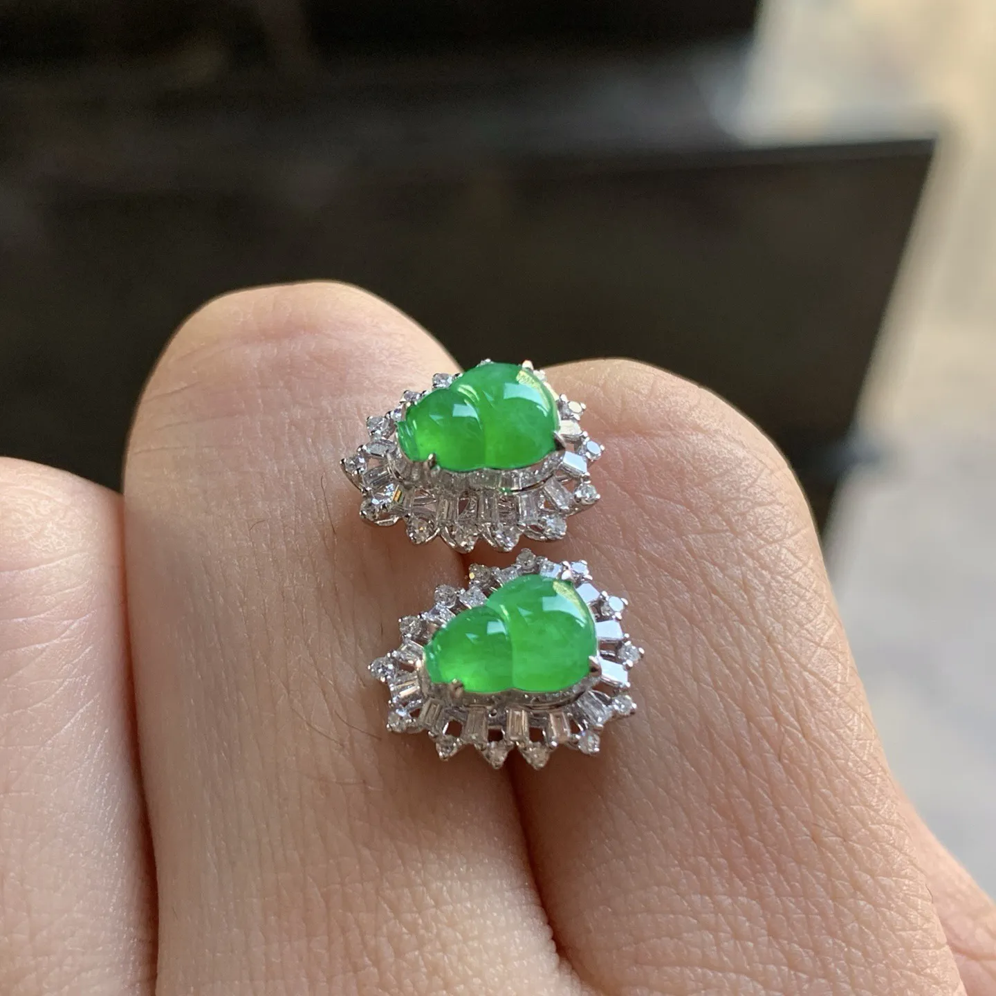 金钻镶嵌冰绿葫芦^_^冰透