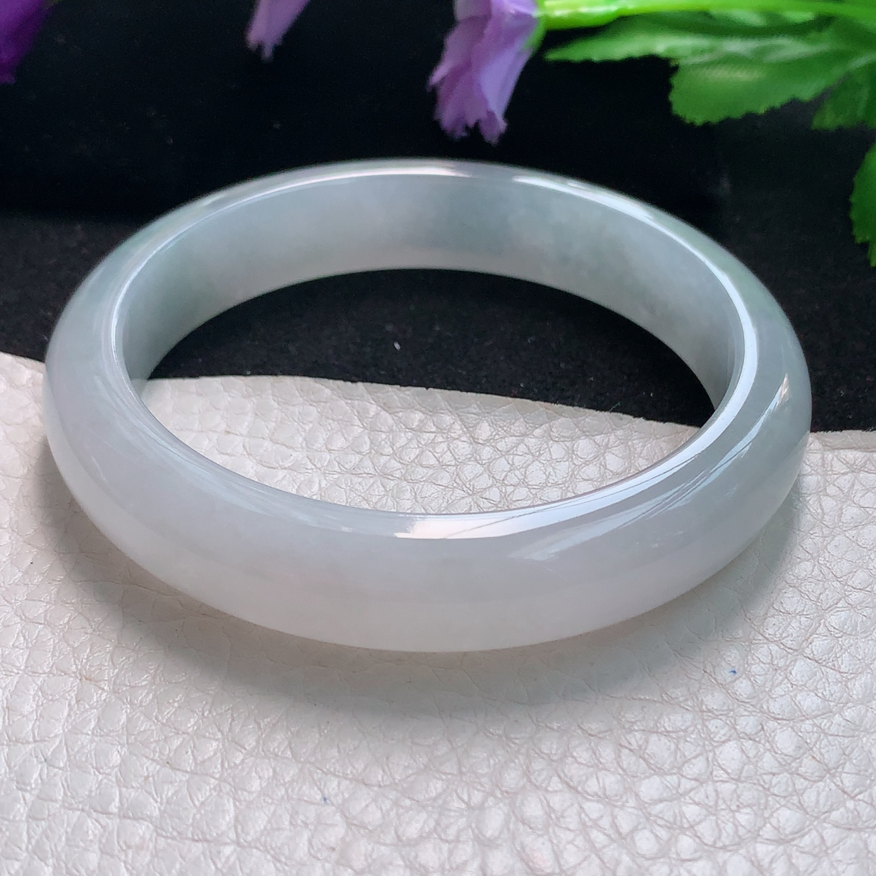 yh自然光61*12.5*8.3大圈口平安镯天然缅甸翡翠a货手镯白月光清透正圈宽边镯子