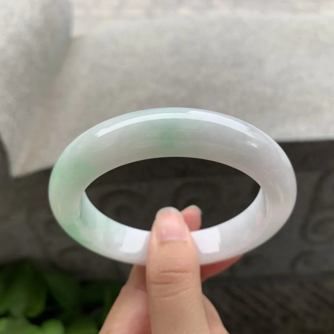 大圈口 58.4-12.5-9.5  【飘绿正圈手镯】正圈58 59可戴