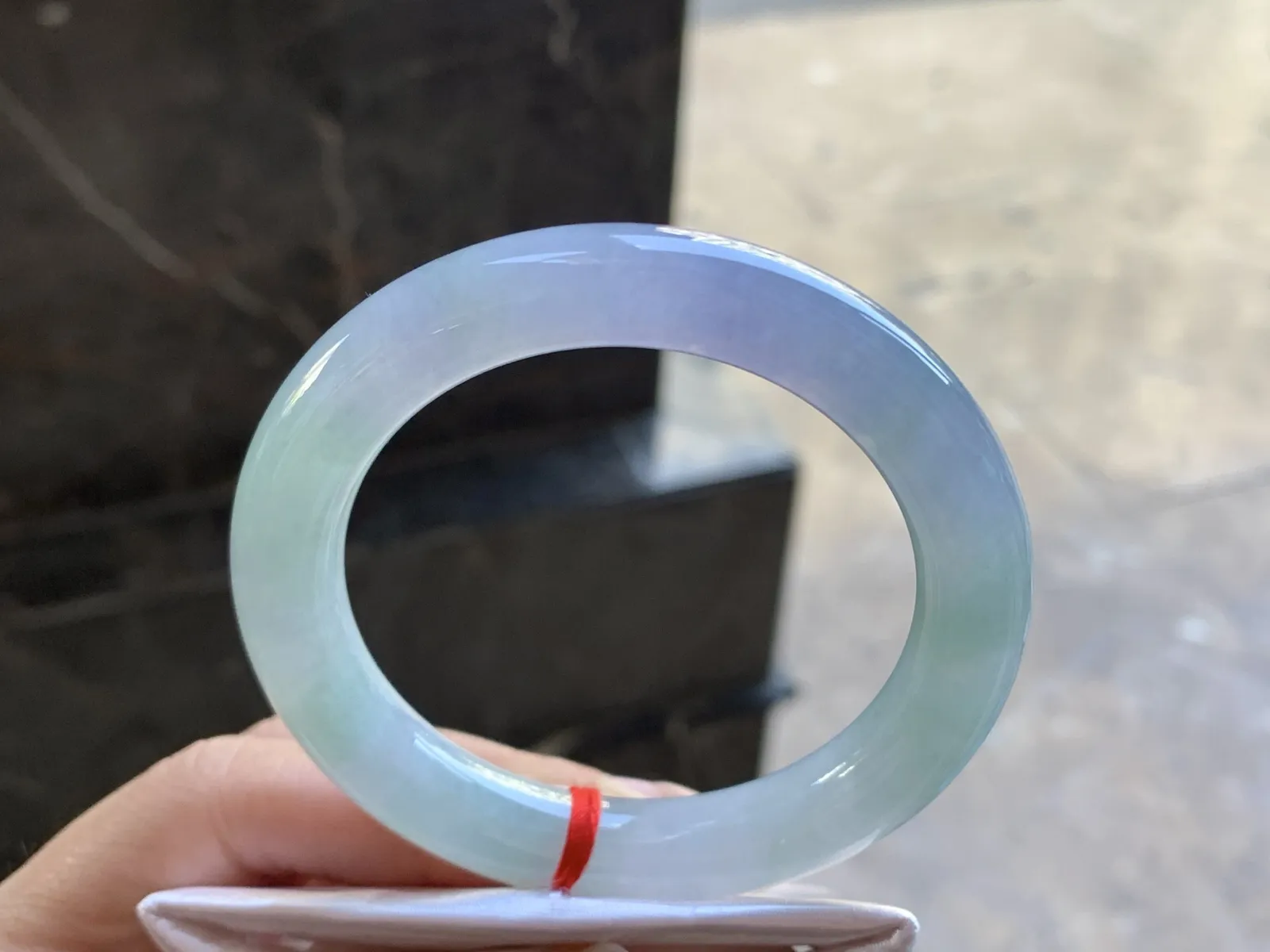 52.5-10.1

紫罗兰圆条手镯^_^鲜艳起光