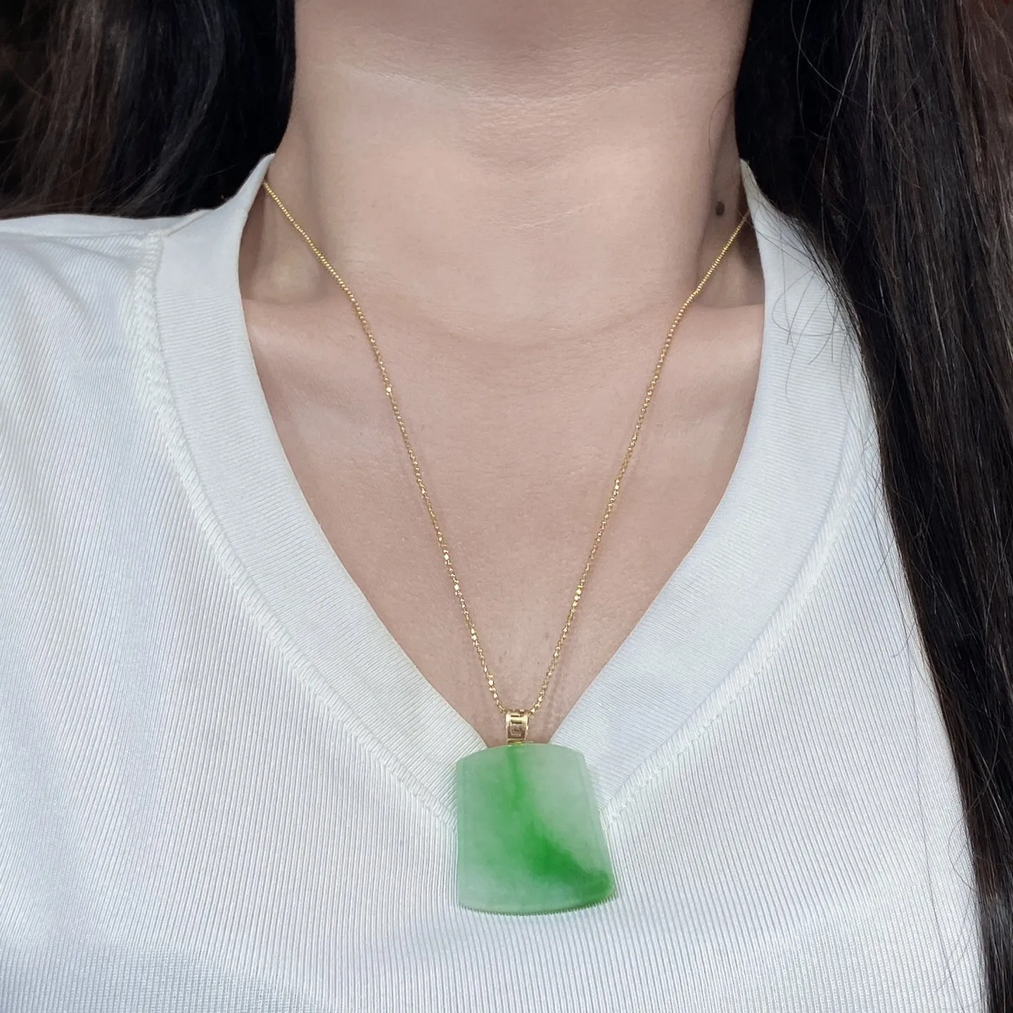 冰糯种带色无事牌吊坠 尺寸46.7-27.2-5.1毫米