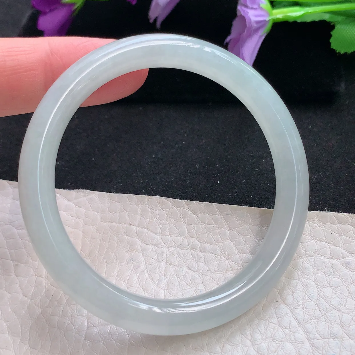 n自然光52*7.8*7.5圆镯 天然缅甸翡翠a货手镯白月光叮当镯子细圆条手镯