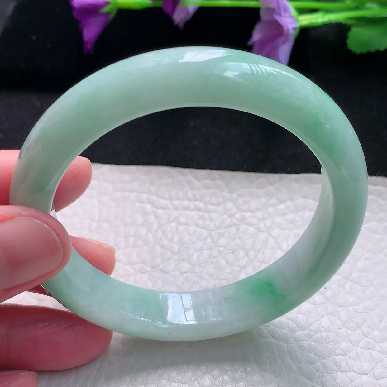 Pj自然光57.3*12.6*8.5平安镯 天然缅甸翡翠a货手镯飘绿正圈镯子