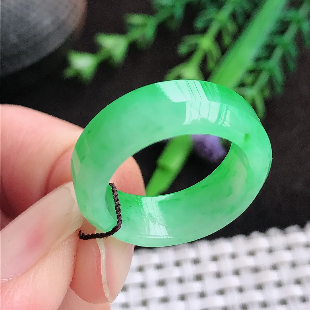 自然光18/7.8/3.6老坑冰胶水灵正阳绿指环戒指翡翠戒指