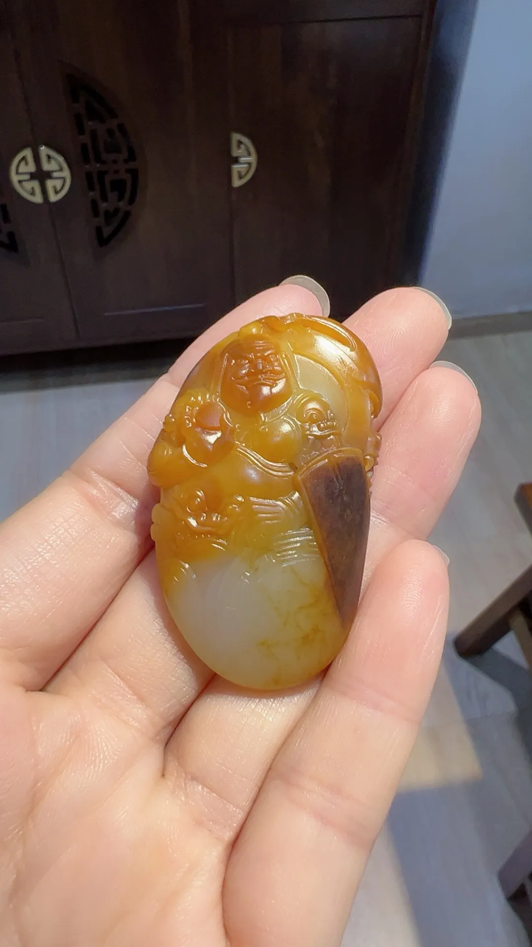 独籽｜黄沁｜攻守兼备

重25.5克 尺寸50*30*10m m