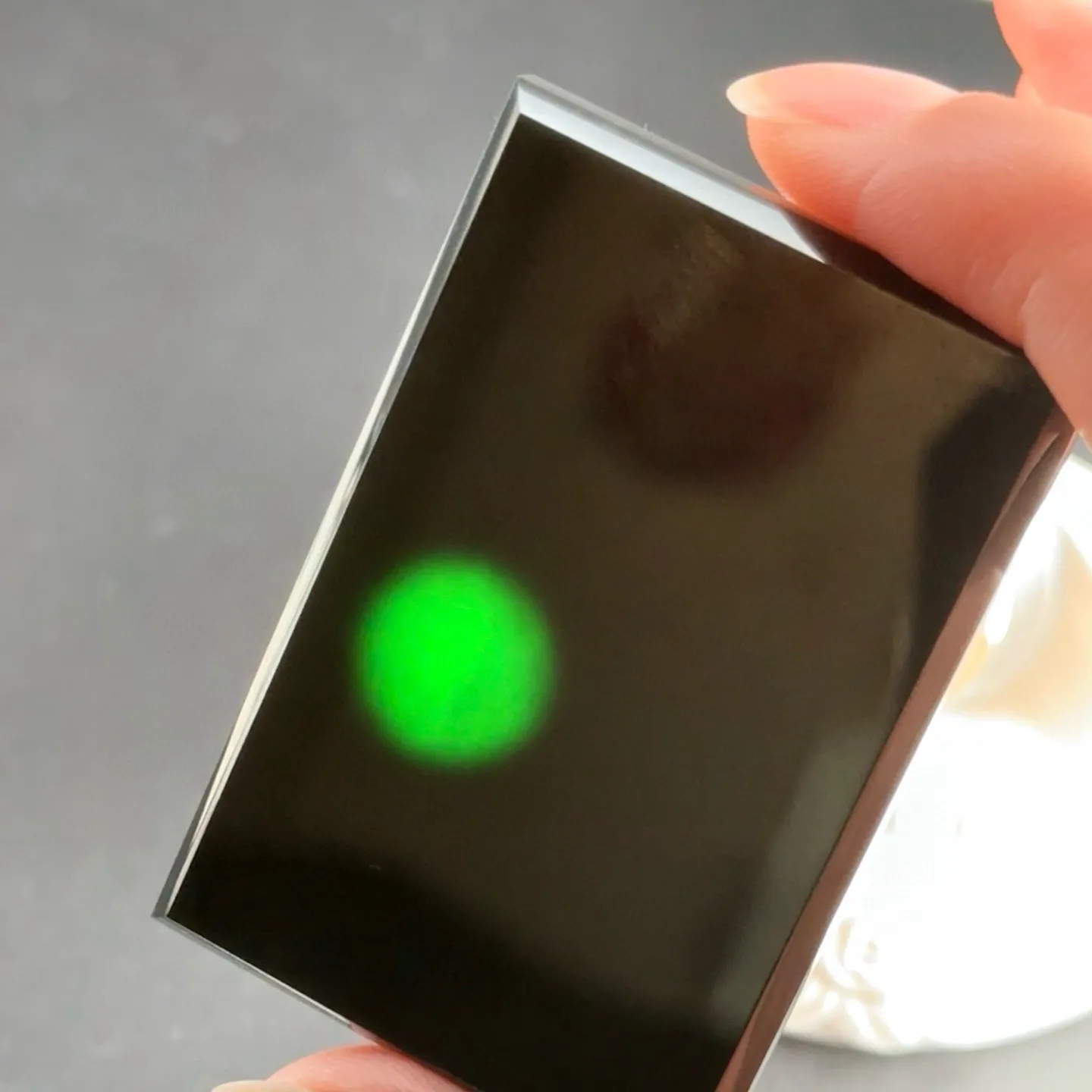 精品墨翠无事牌 种好色正 黑度极好 打灯通透 油性十足 尺寸57.7