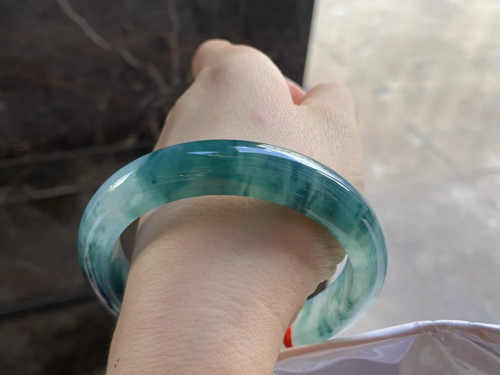 58-12-9.2

冰蓝花手镯^_^飘花浓郁 鲜艳