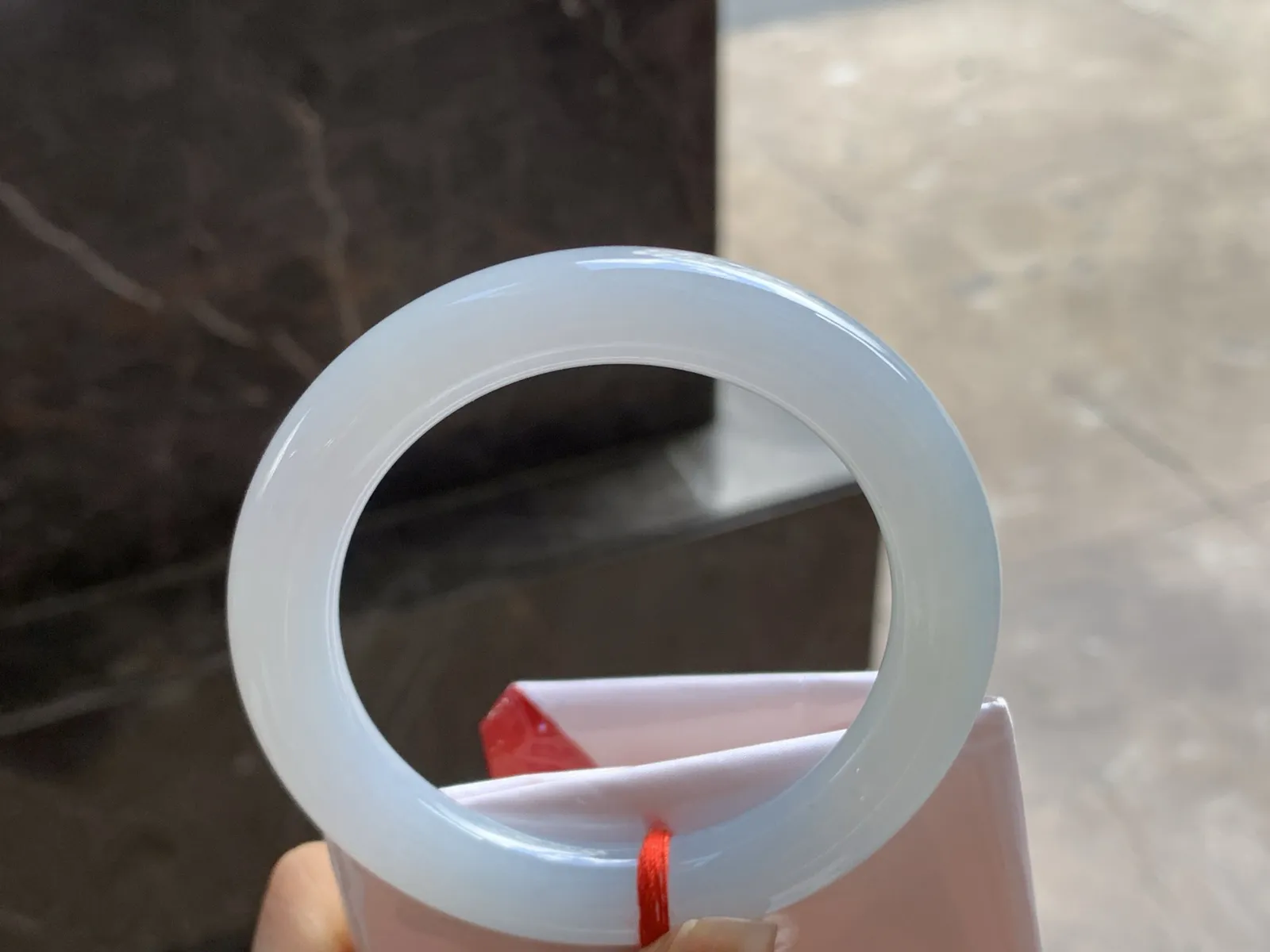 54-10.4
圆条手镯^_^玉质温润