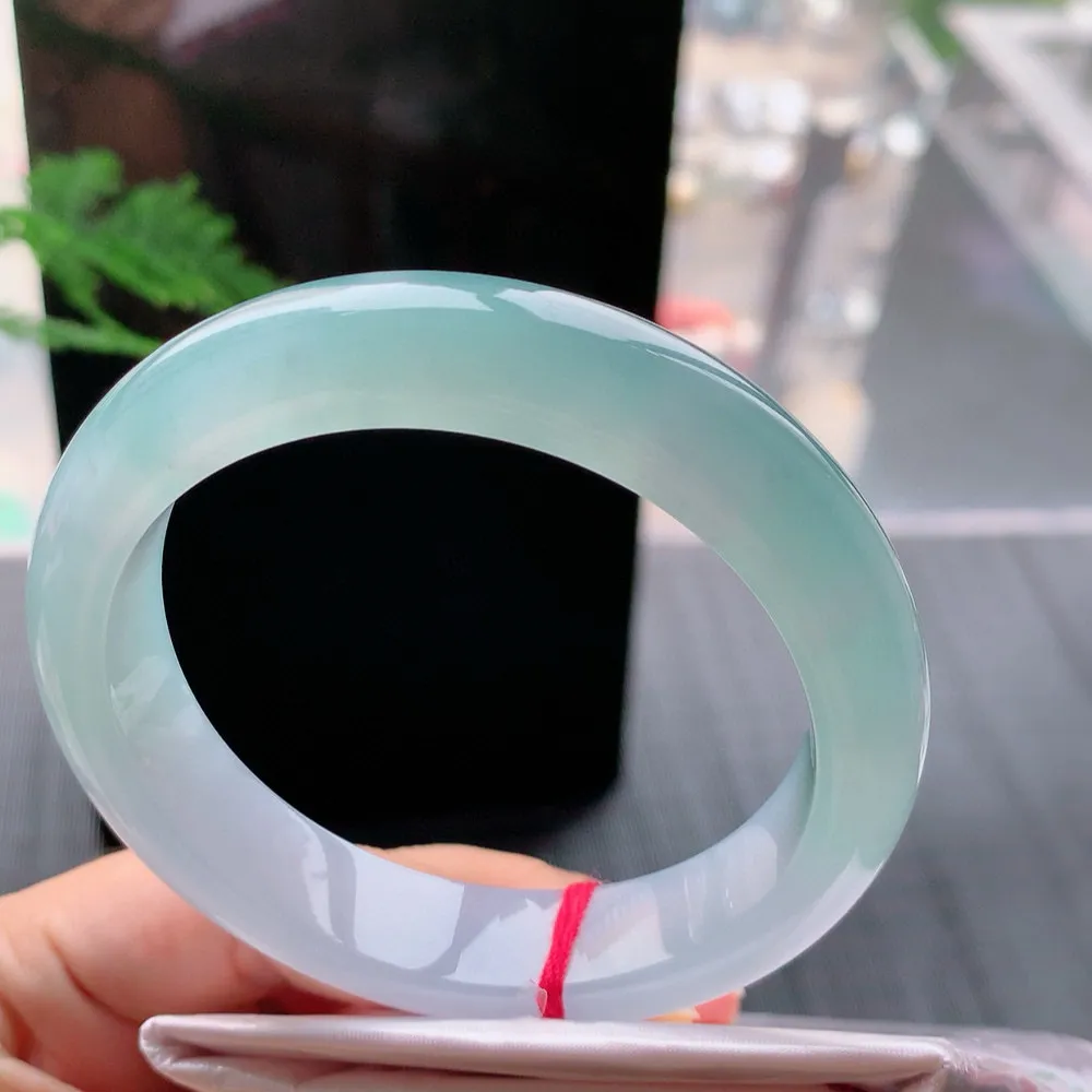 正圈高冰蓝水  无瑕 尺寸:59.7/13.2/9.2 种色兼备