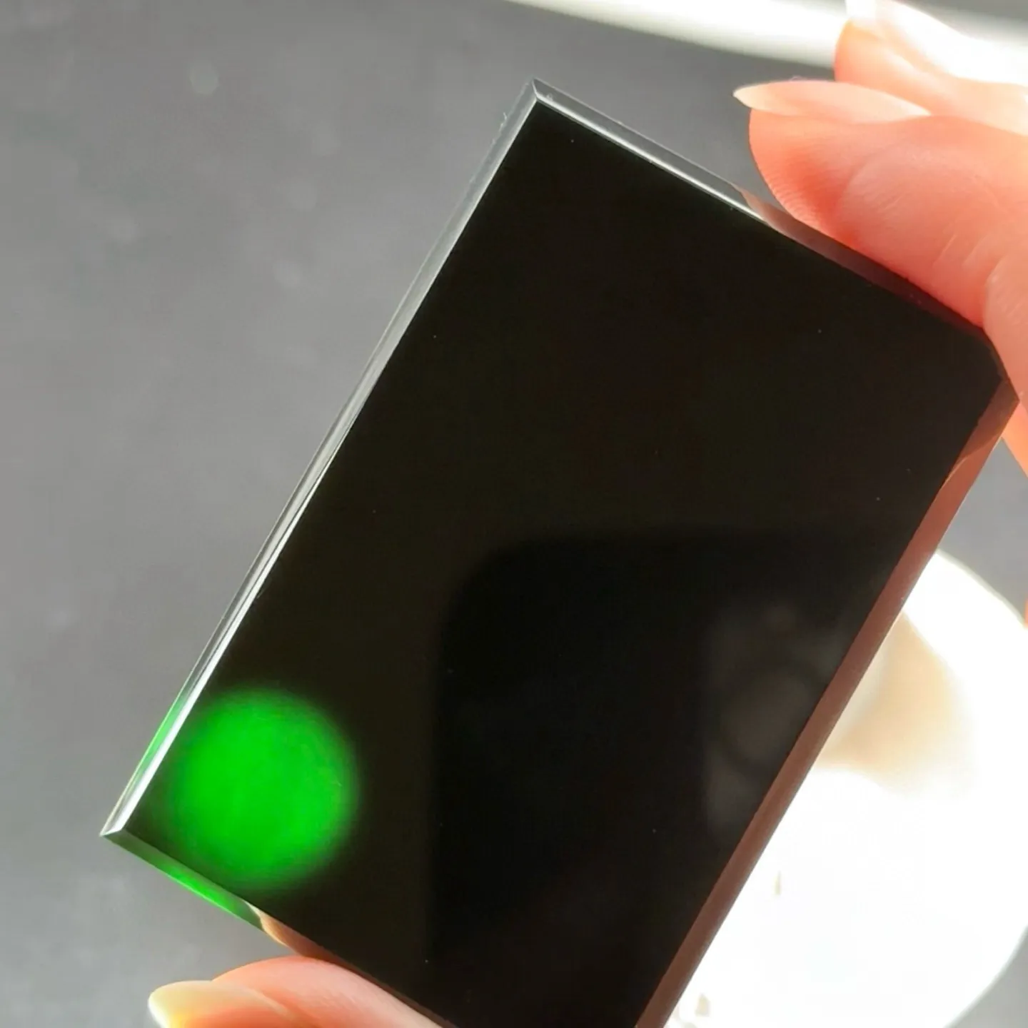 精品墨翠无事牌 种好色正 黑度极好 打灯通透 油性十足 尺寸57.7