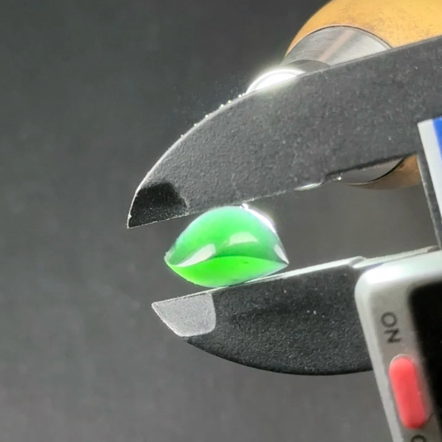 精品墨翠随形马眼套装裸石 种好色正 黑度极好 打灯通透 油性十足