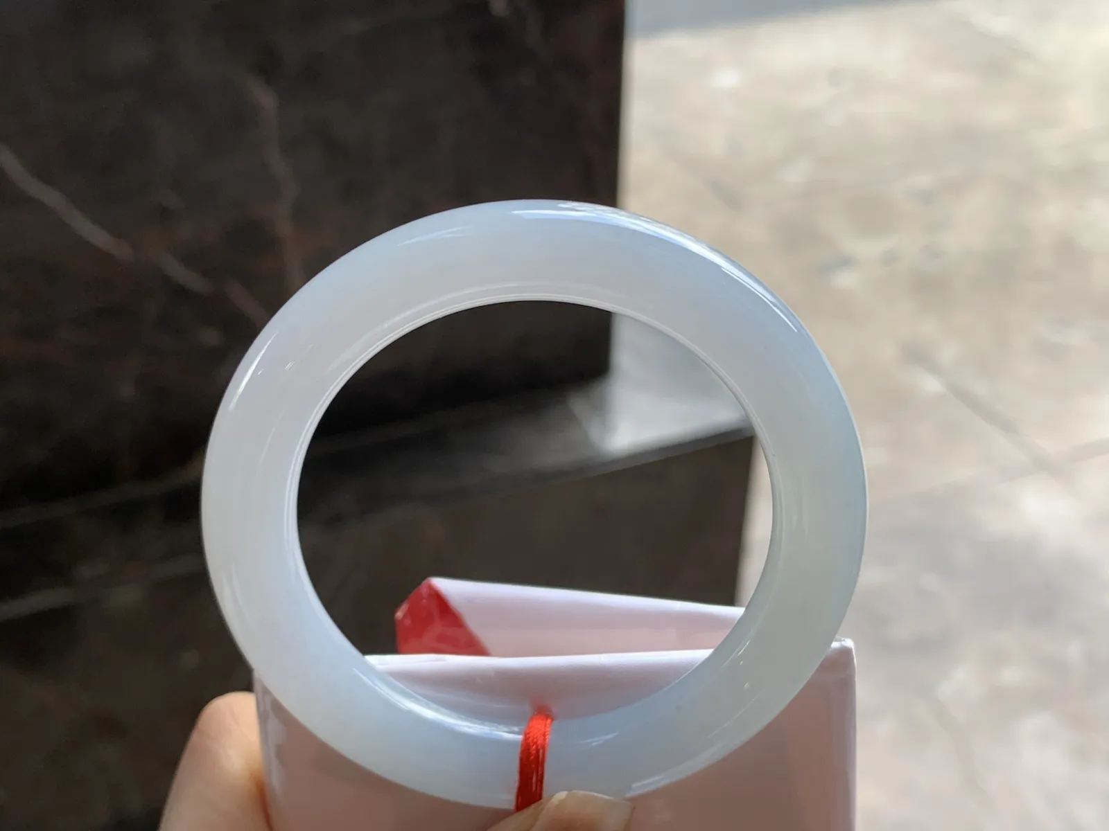 54-10.4
圆条手镯^_^玉质温润