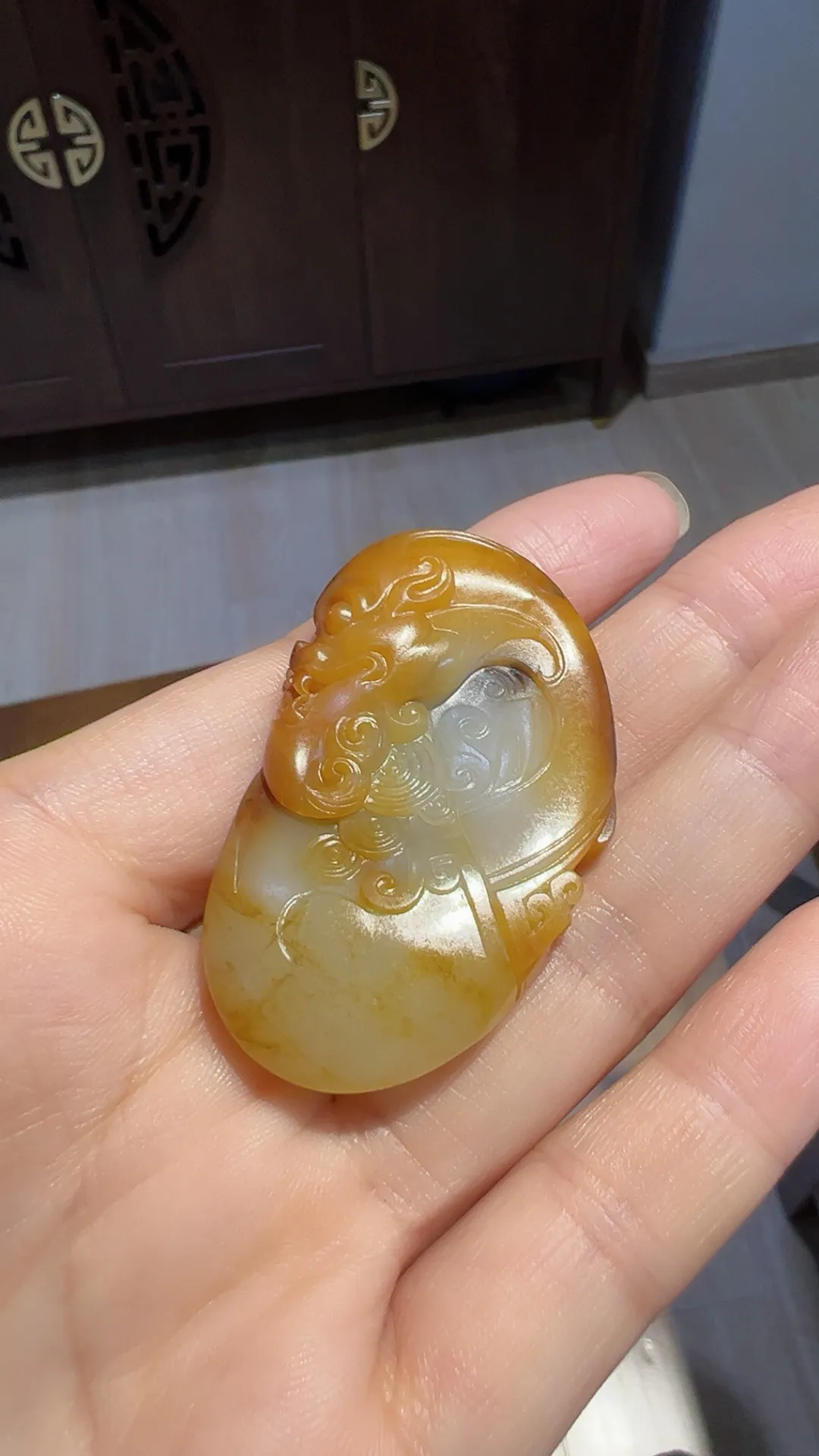 独籽｜黄沁｜攻守兼备

重25.5克 尺寸50*30*10m m