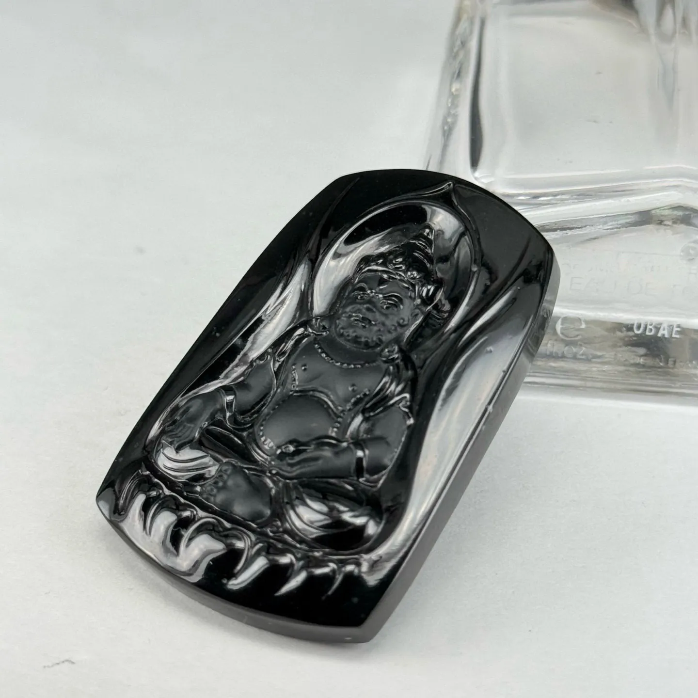 精品墨翠黄财神 种好色正 黑度极好 打灯通透 油性十足 尺寸53