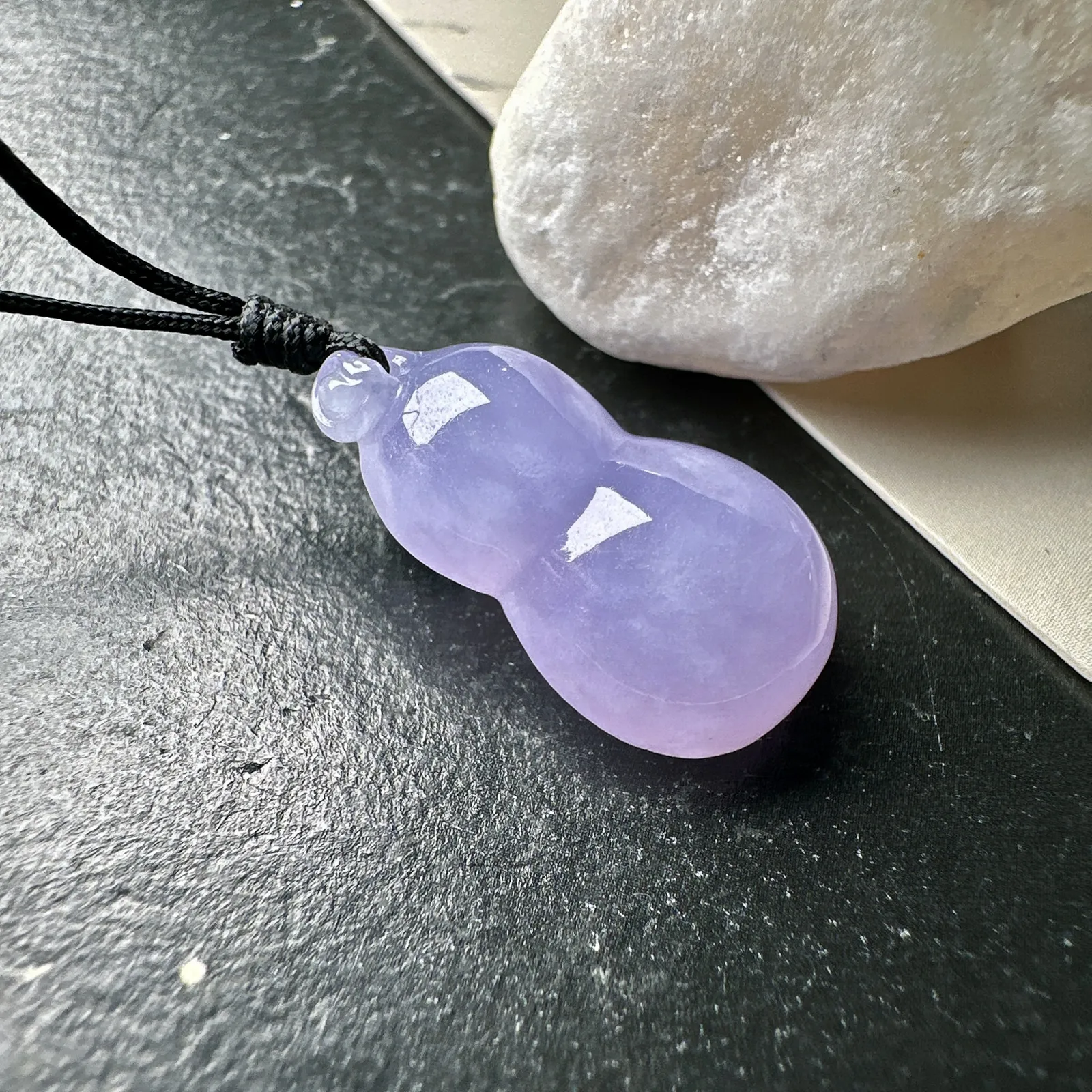 【冰种紫葫芦吊坠】质地细腻，冰透纯净，唯美漂亮，珍藏品质