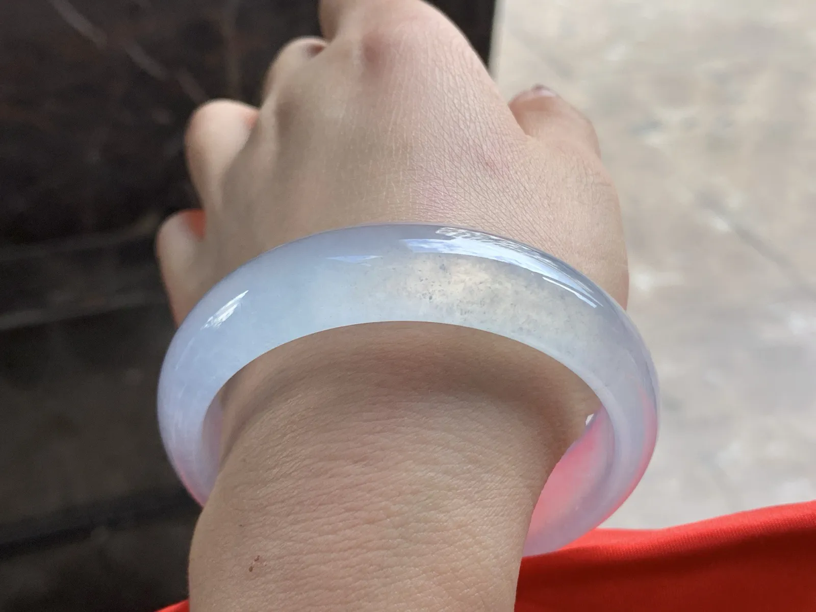 57-15-7.2

高冰宽版手镯^_^种老荧光十足