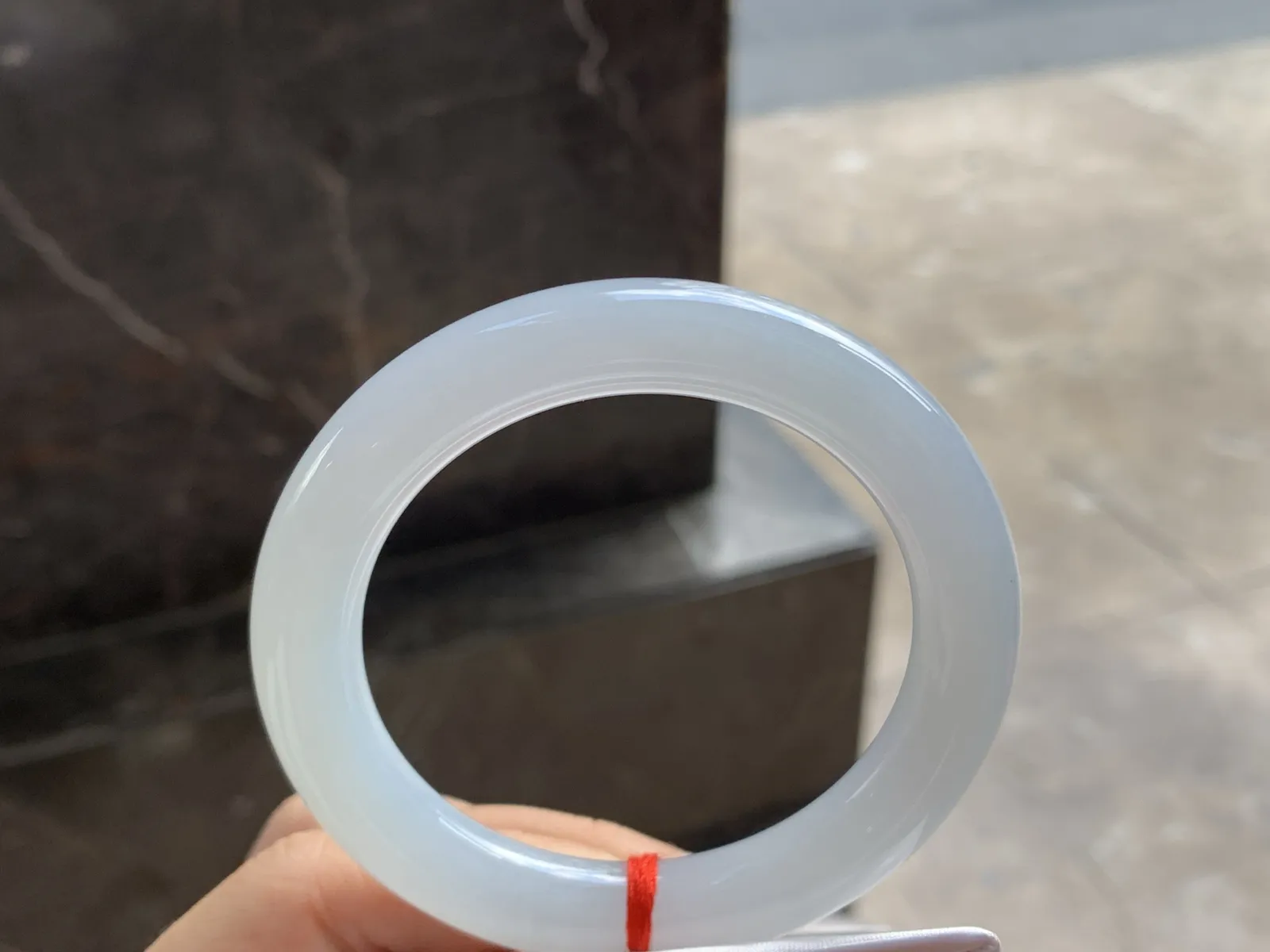 54-10.4
圆条手镯^_^玉质温润