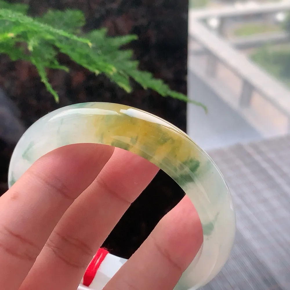 正圈高冰黄翡飘花 一丝棉根 尺寸:55.1/13/8.4 种色俱佳