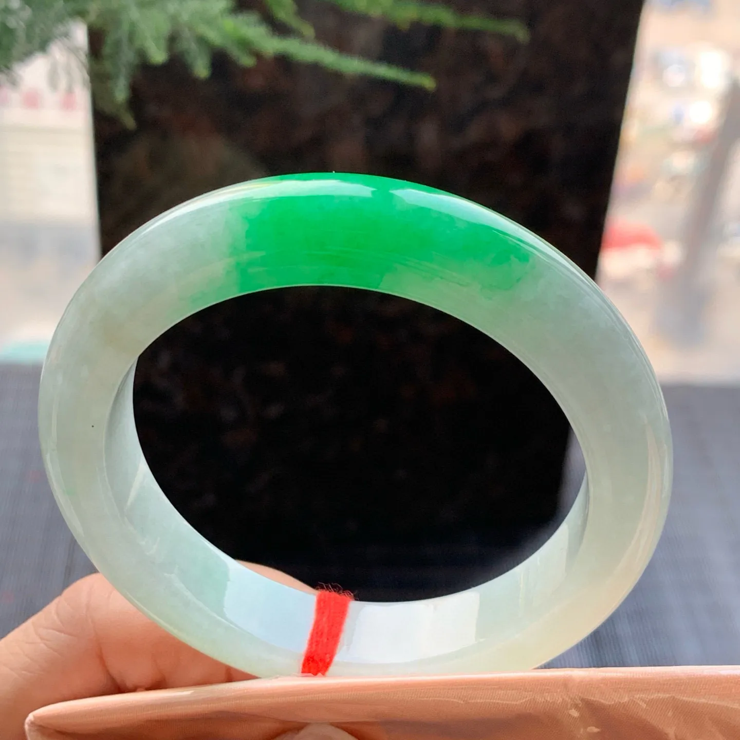 正圈冰糯阳绿 无瑕 尺寸:57.1/12.4/9.7 色阳🥰🥰