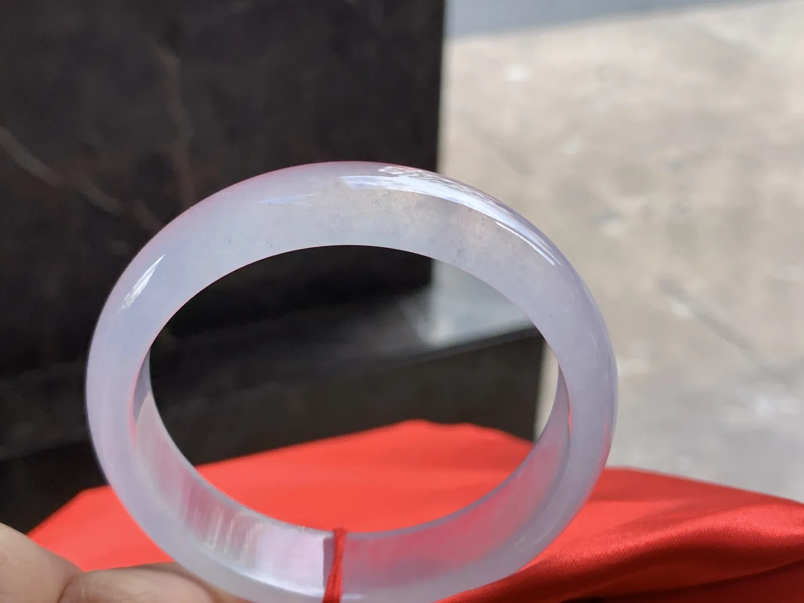 57-15-7.2

高冰宽版手镯^_^种老荧光十足