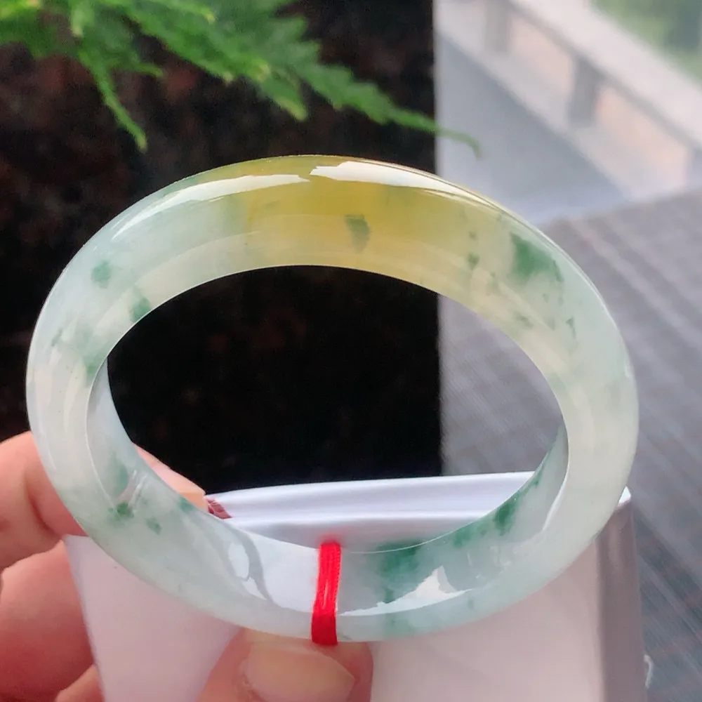 正圈高冰黄翡飘花 一丝棉根 尺寸:55.1/13/8.4 种色俱佳