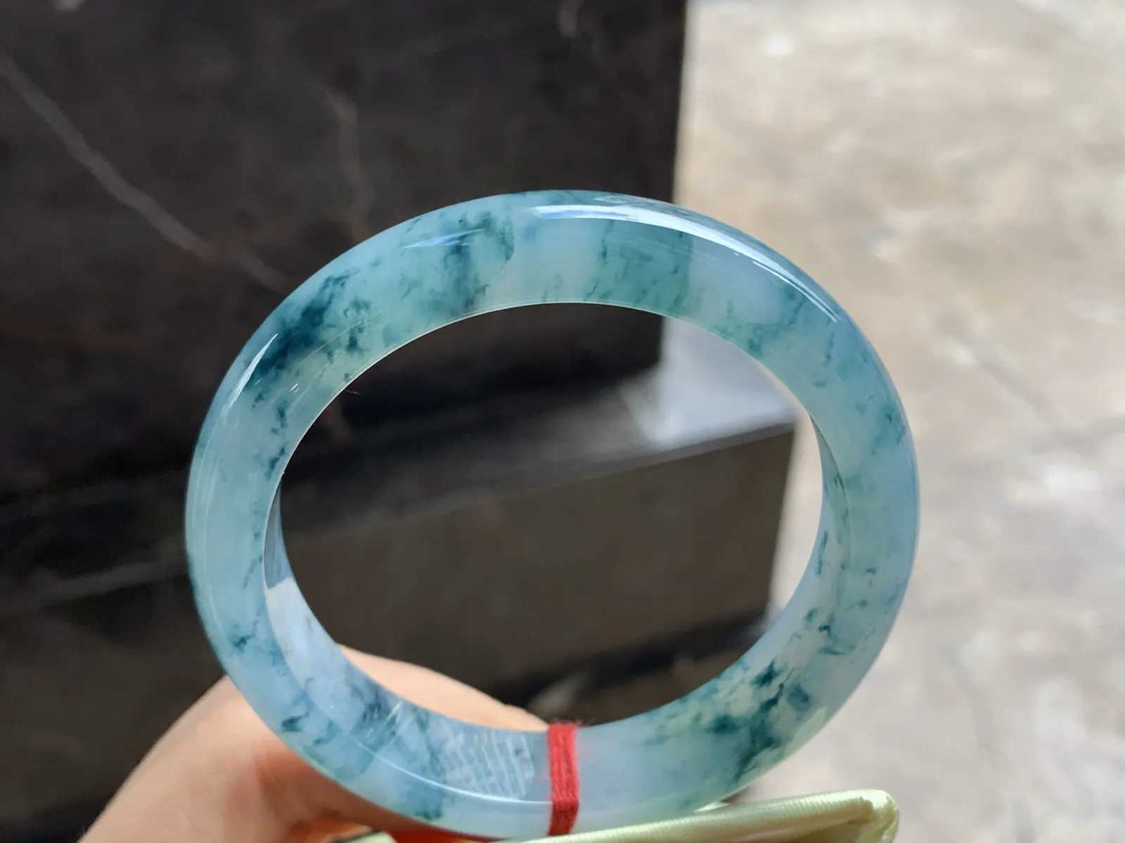 57.5-13-8.6

蓝花手镯^_^飘花浓郁