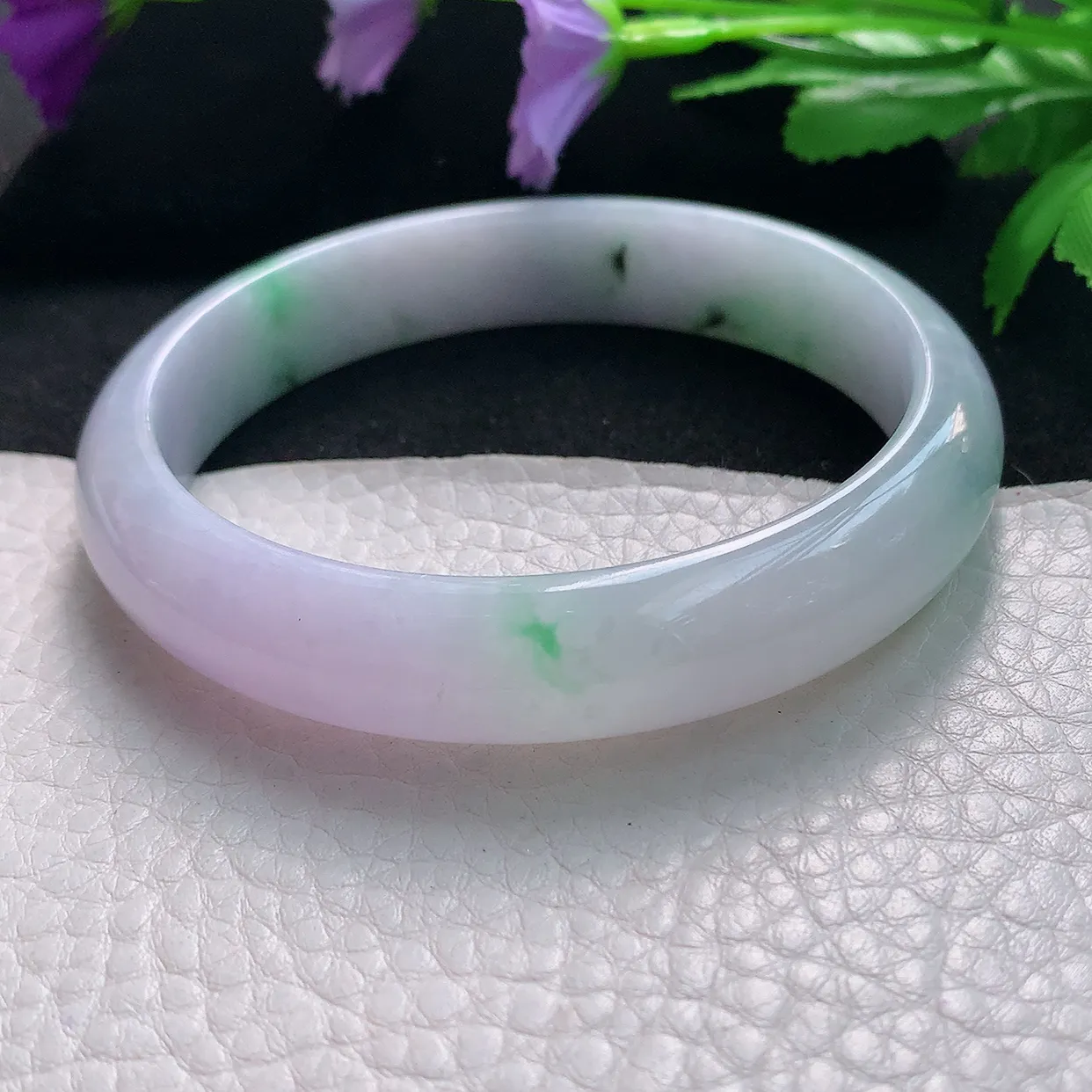 yh大圈口64*13*7.6平安镯 天然缅甸翡翠手镯的春带彩水润宽边镯子