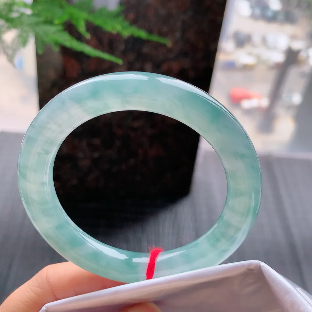 圆条高冰飘花 无瑕 尺寸:54.5/10.2 花美 种水好