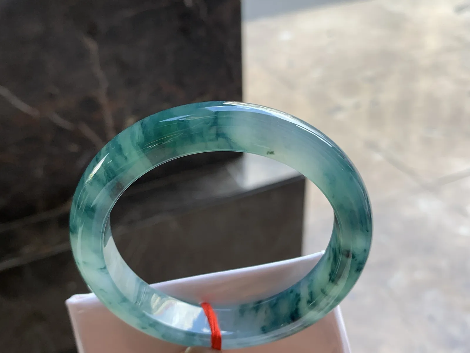 58-12-9.2

冰蓝花手镯^_^飘花浓郁 鲜艳