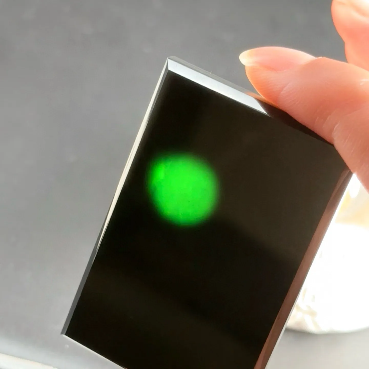 精品墨翠无事牌 种好色正 黑度极好 打灯通透 油性十足 尺寸57.7