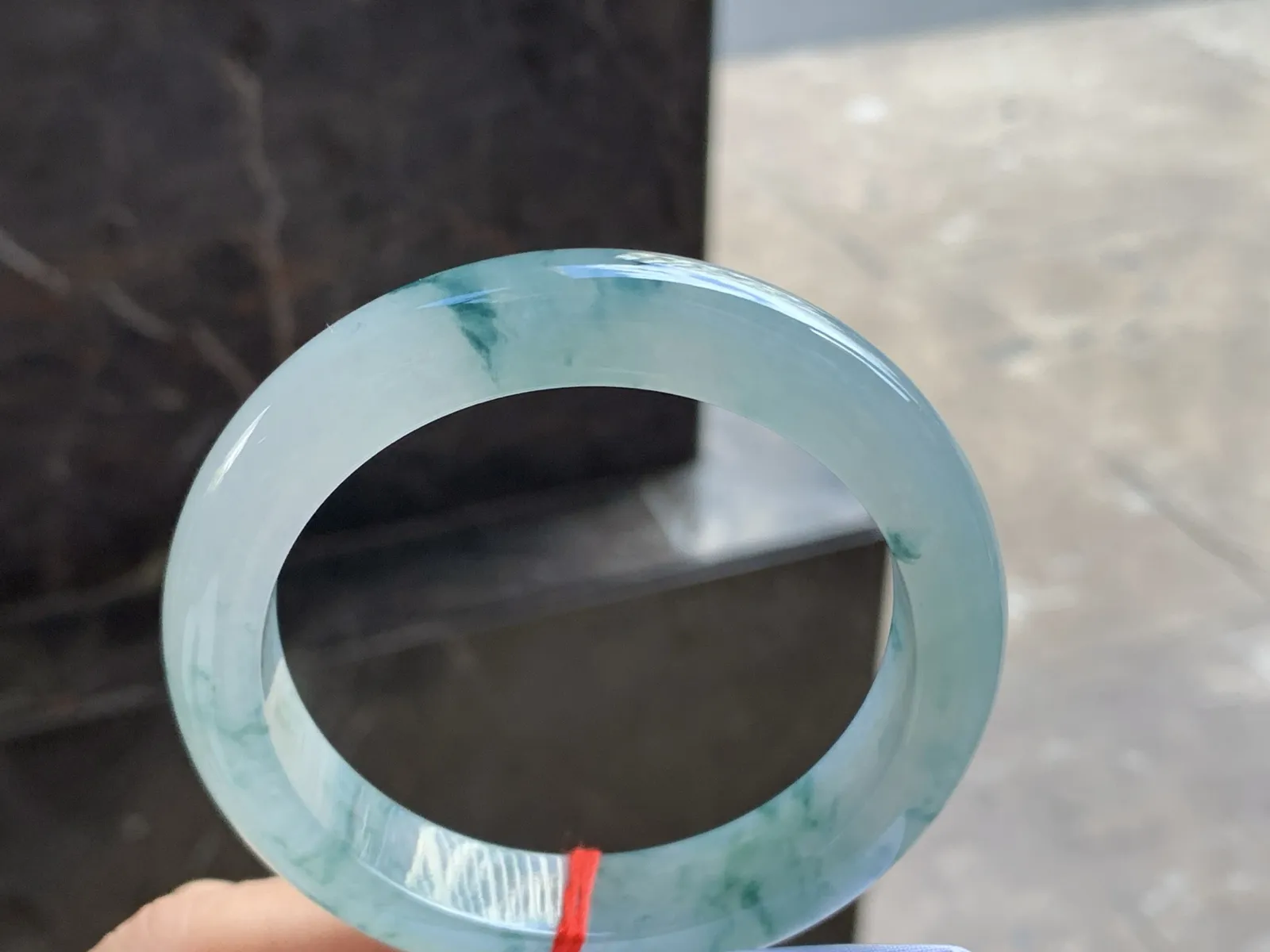 56.5-12.8-9.1

蓝花手镯^_^飘花灵韵