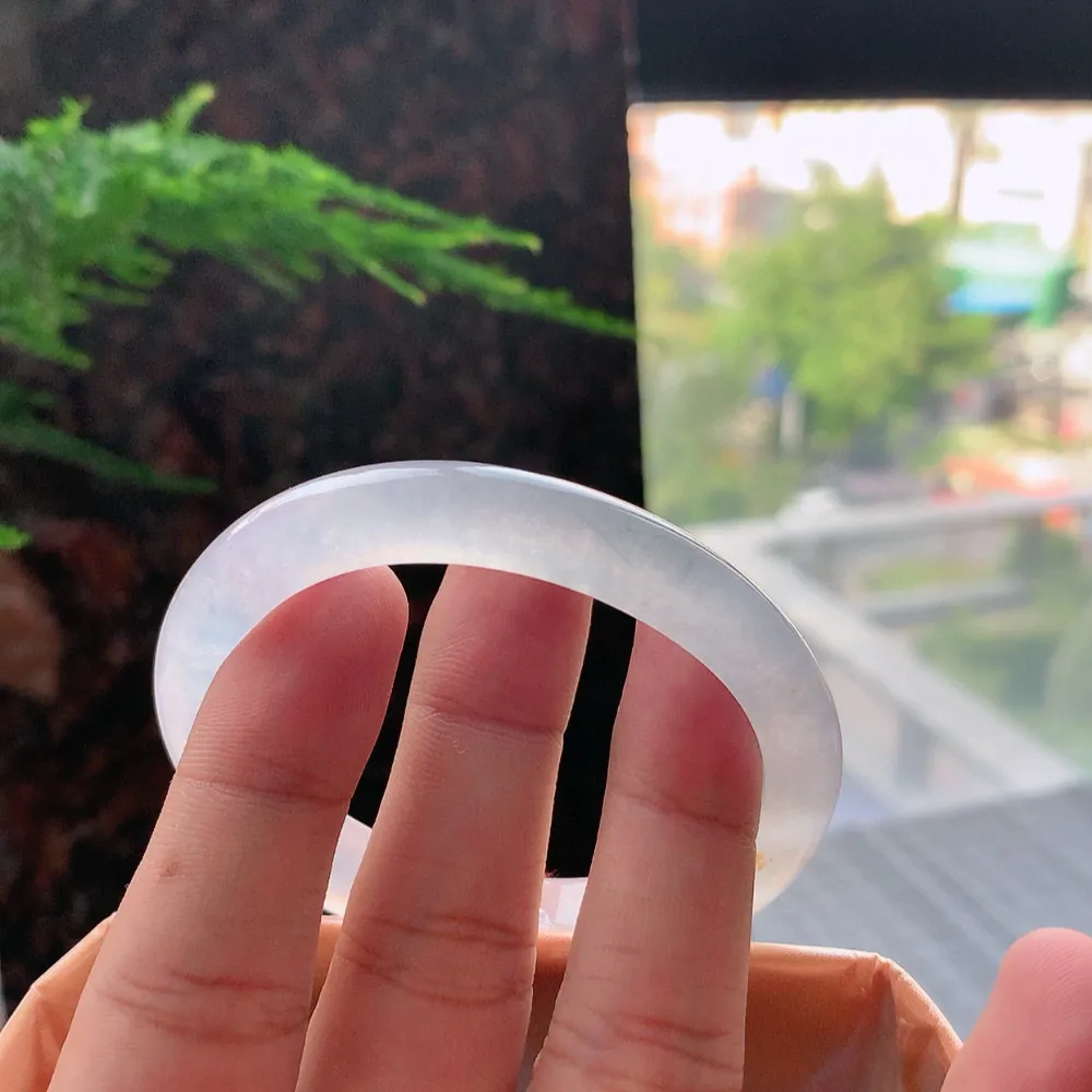 贵妃冰玻黄加绿 无瑕 尺寸:53.1/8.3/7.4 种水好