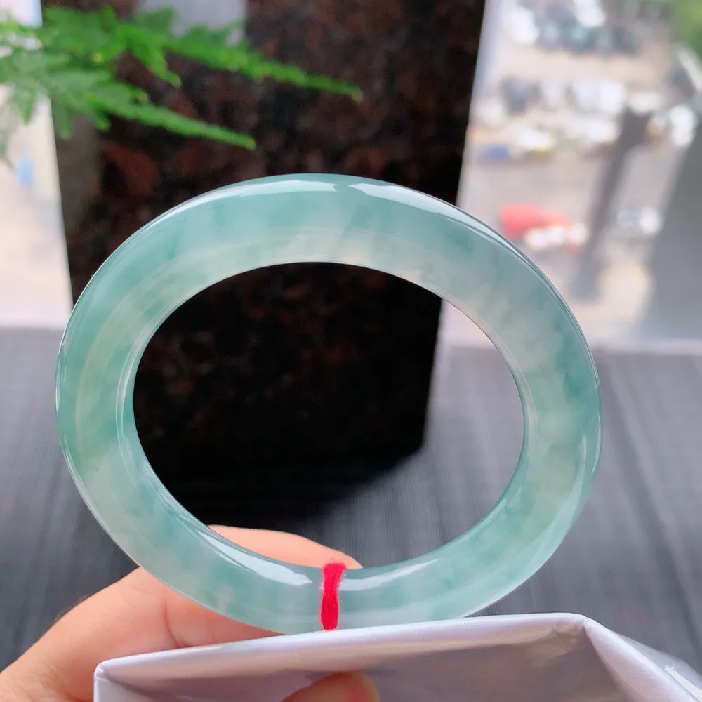 圆条高冰飘花 无瑕 尺寸:54.5/10.2 花美 种水好