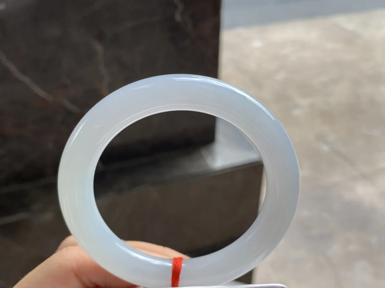 54-10.4
圆条手镯^_^玉质温润