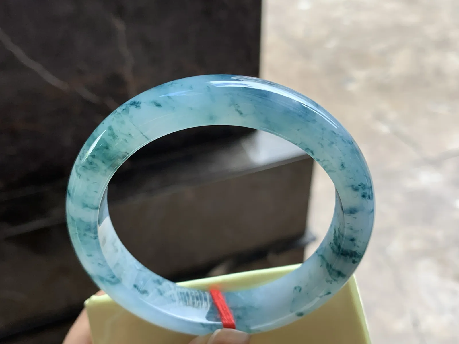 57.5-13-8.6

蓝花手镯^_^飘花浓郁