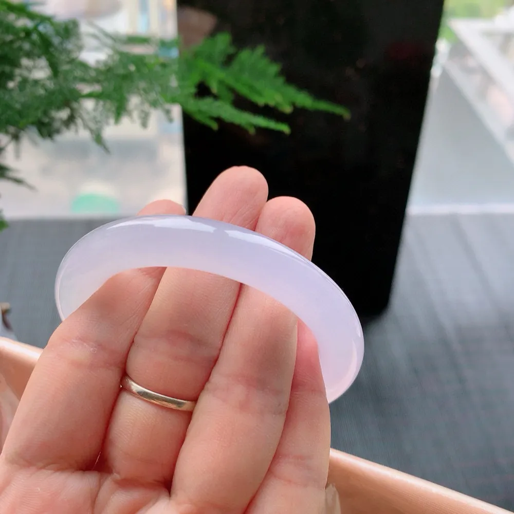 圆条高冰紫罗兰 无瑕 尺寸:50.7/9.7 种色俱佳