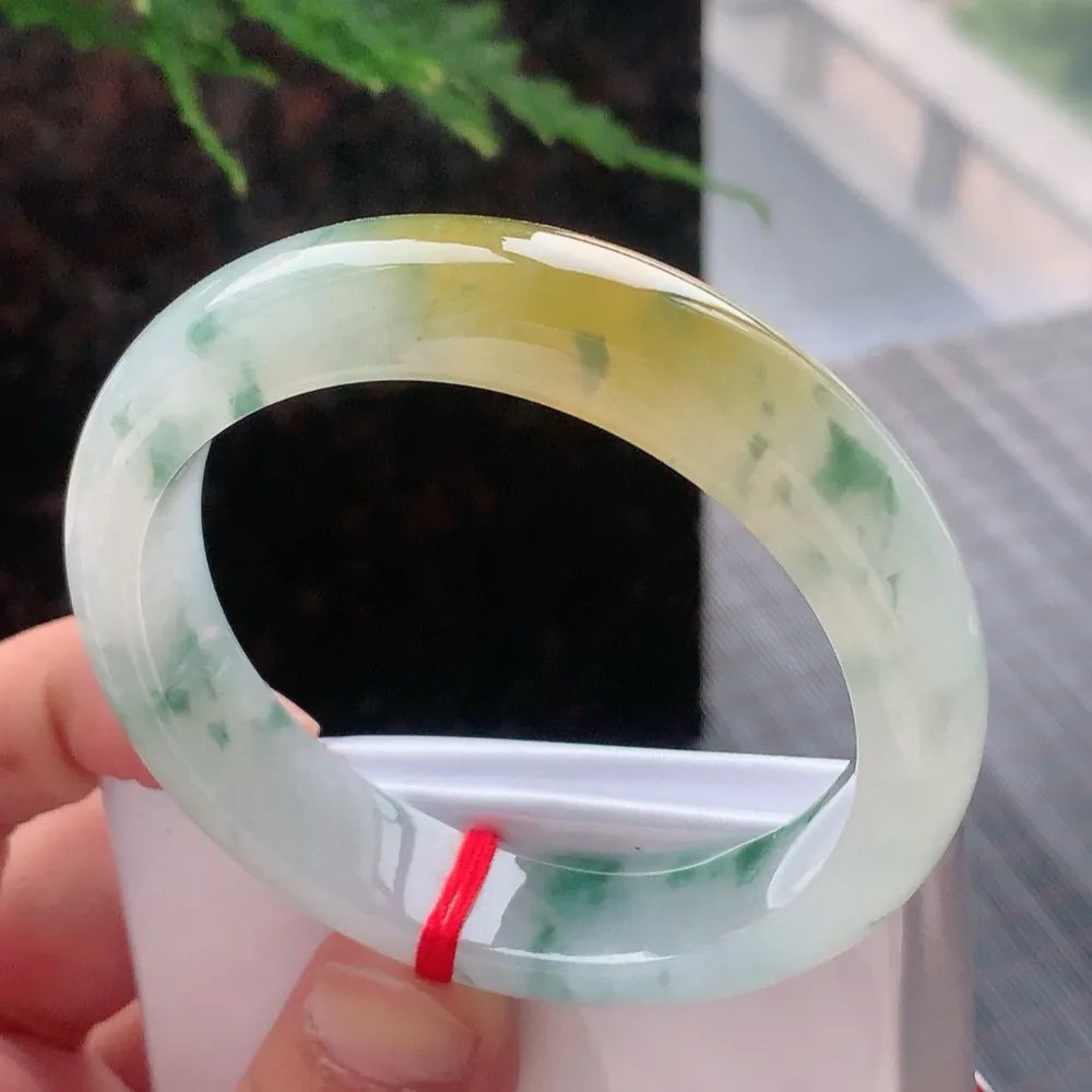 正圈高冰黄翡飘花 一丝棉根 尺寸:55.1/13/8.4 种色俱佳