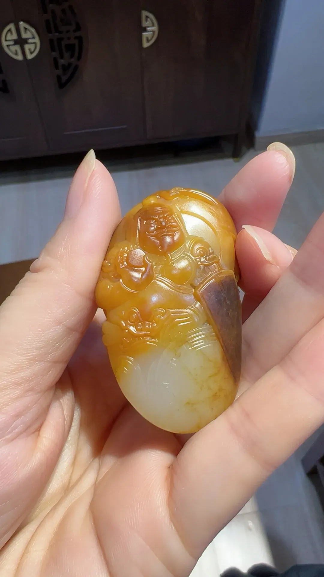 独籽｜黄沁｜攻守兼备

重25.5克 尺寸50*30*10m m