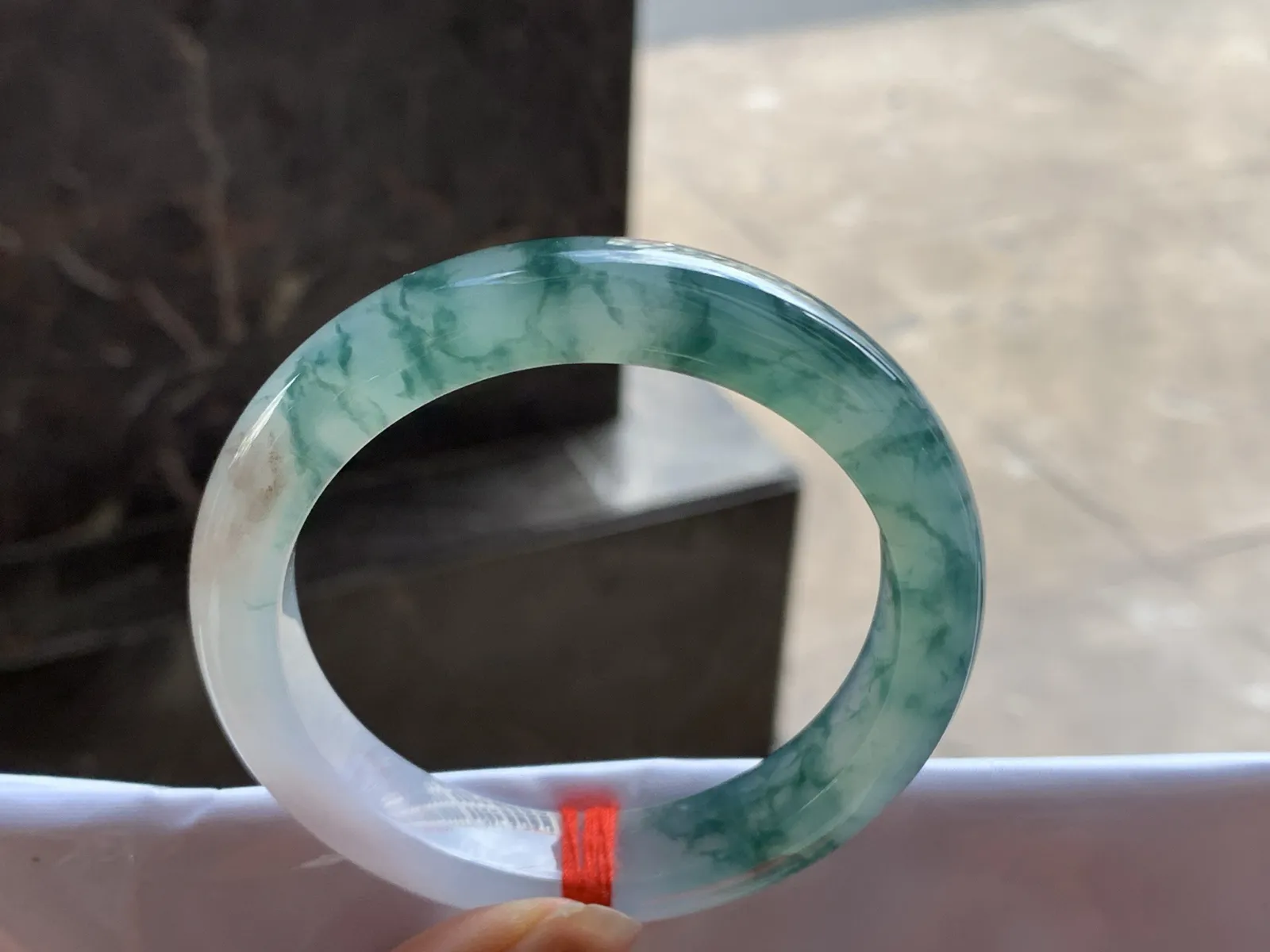 55-11.8-9.2

蓝花手镯^_^飘花浓郁 鲜艳 细腻