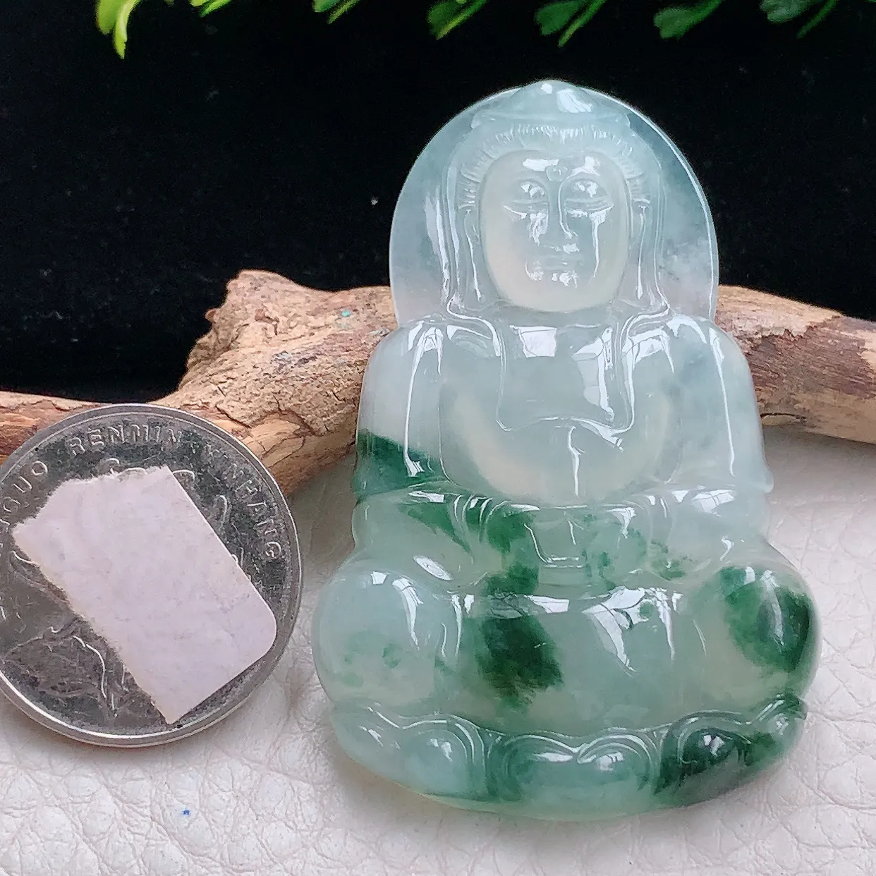 zzx自然光56*37*6天然缅甸翡翠a 货冰飘花正庄观音 玉观音玉吊坠 玉挂件