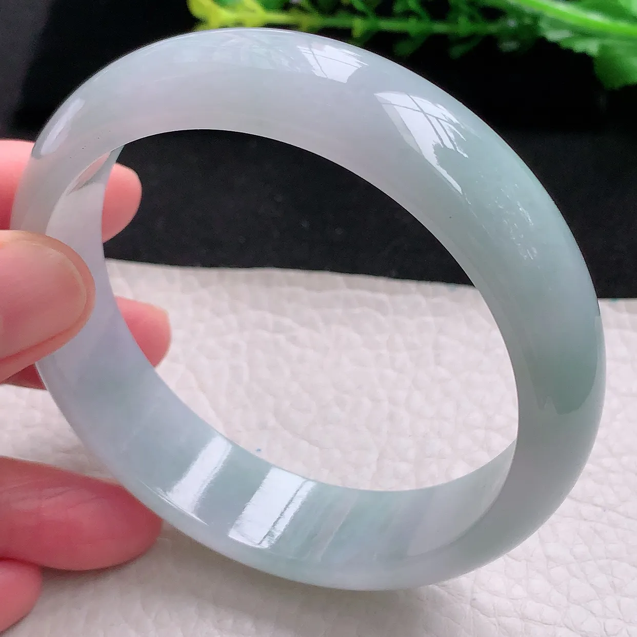 hh大圈口62.6*16.8*7.6轮胎镯 天然缅甸翡翠冰胶清爽大气宽边玉镯子