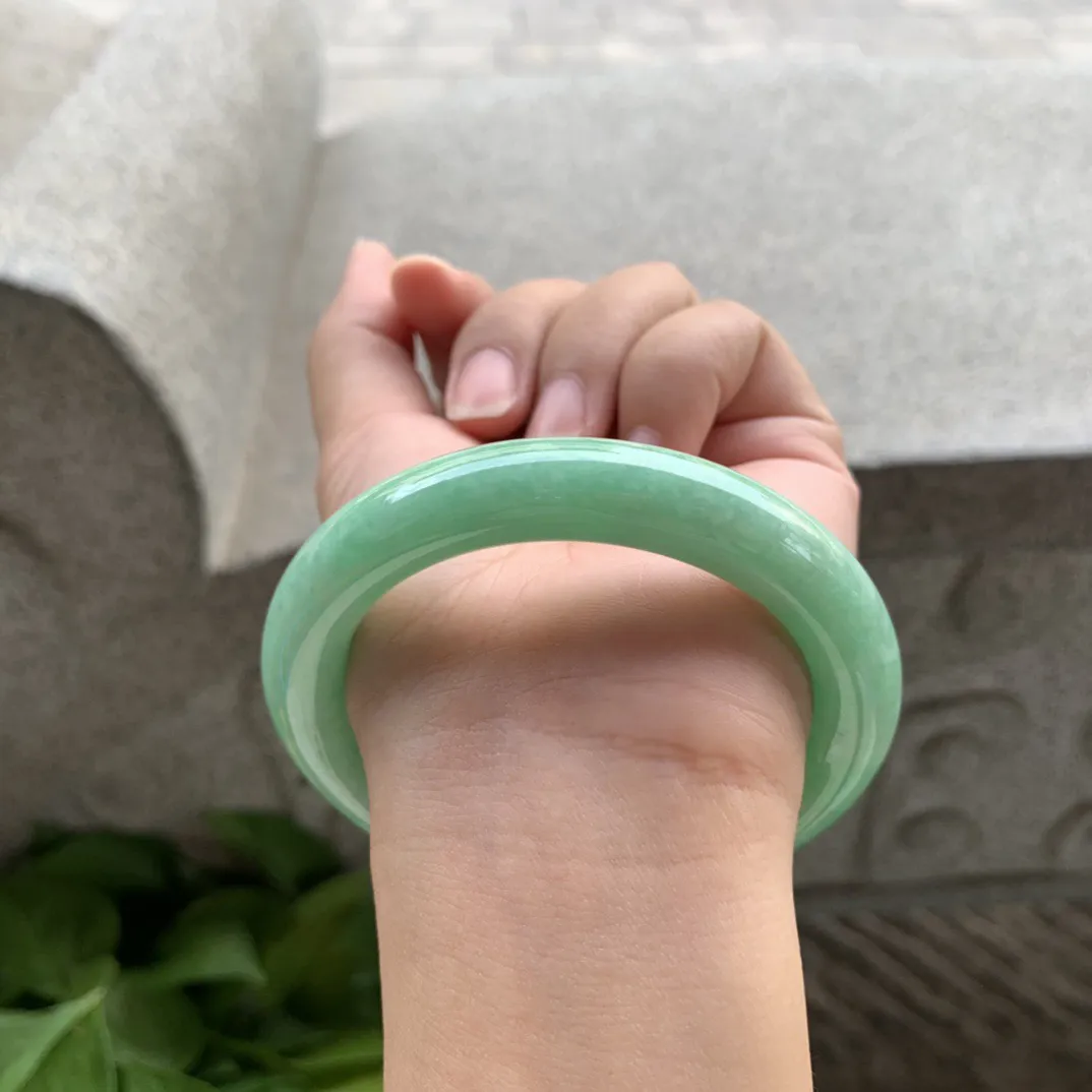 圈口 56.8-11.4【满绿圆条手镯】圆条56 57可戴