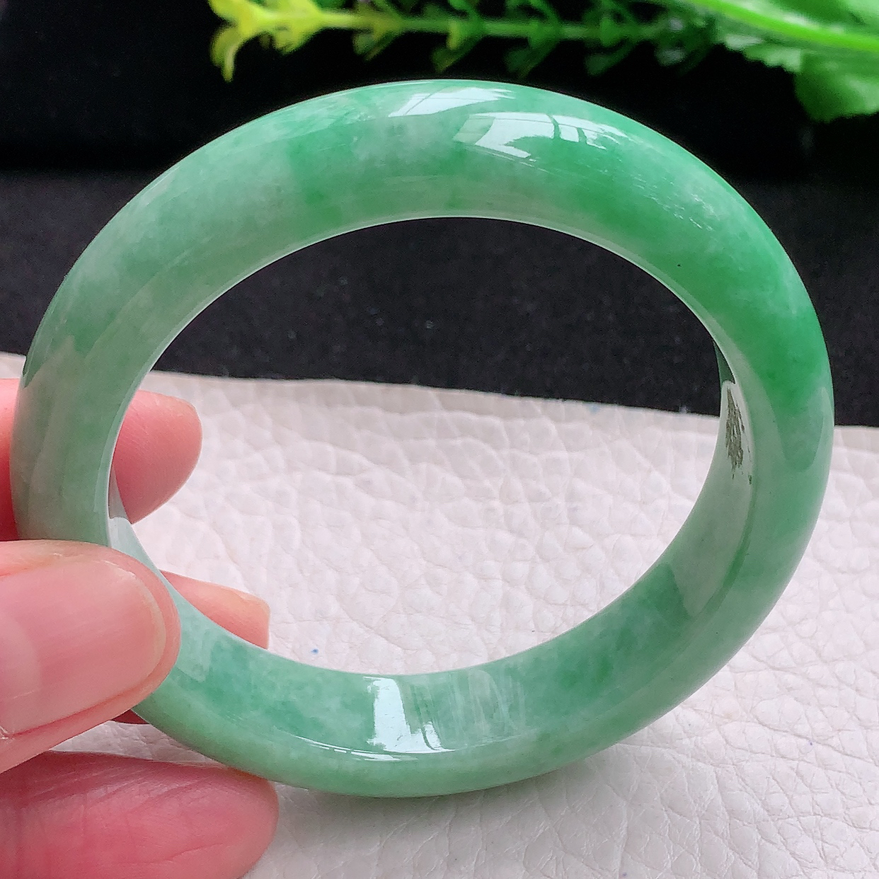 xh自然光55*12.8*8.5平安镯 天然缅甸翡翠满绿宽边玉镯子 玉手环