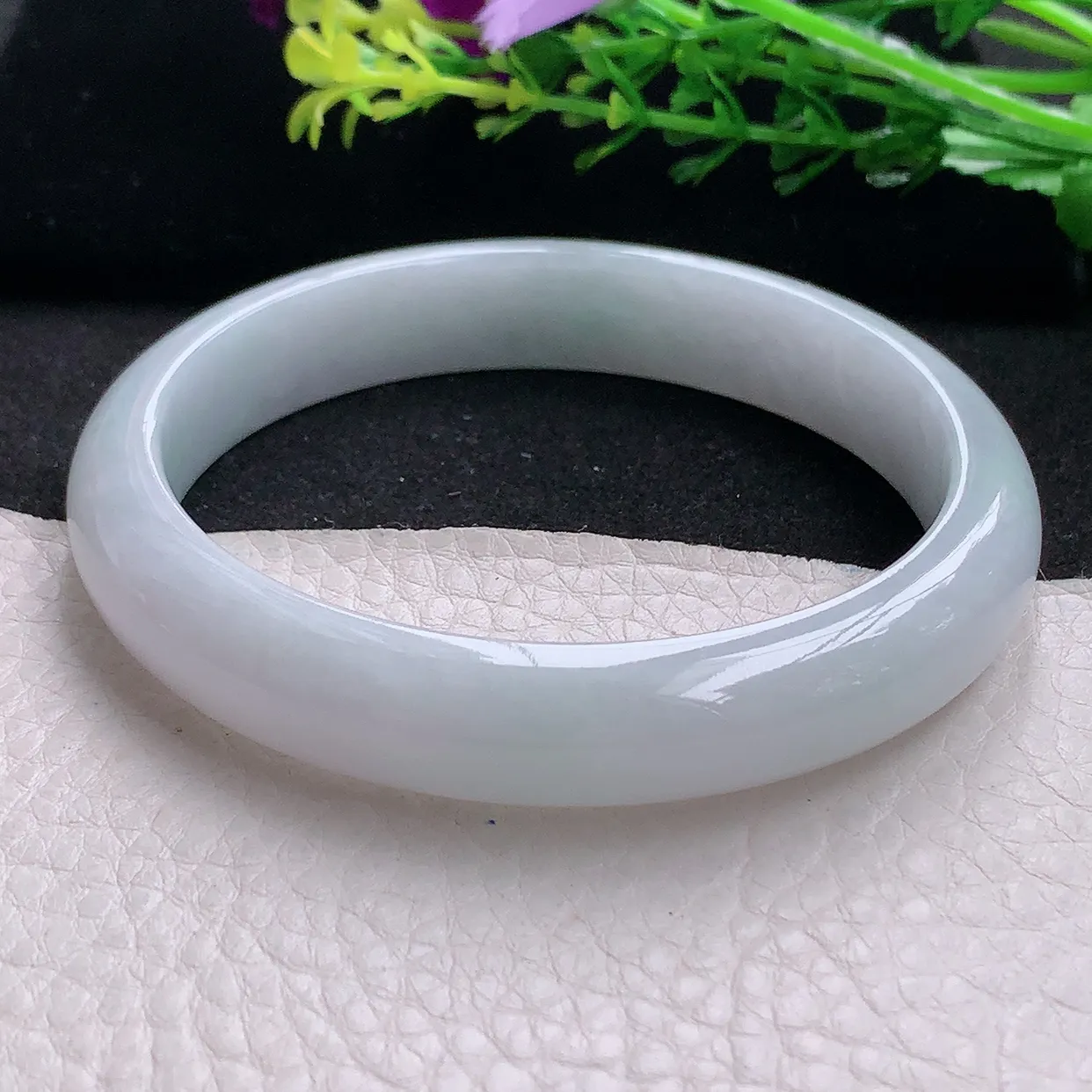 hh大圈口63*12*7.6平安镯 天然缅甸翡翠白月光正圈宽边玉镯子