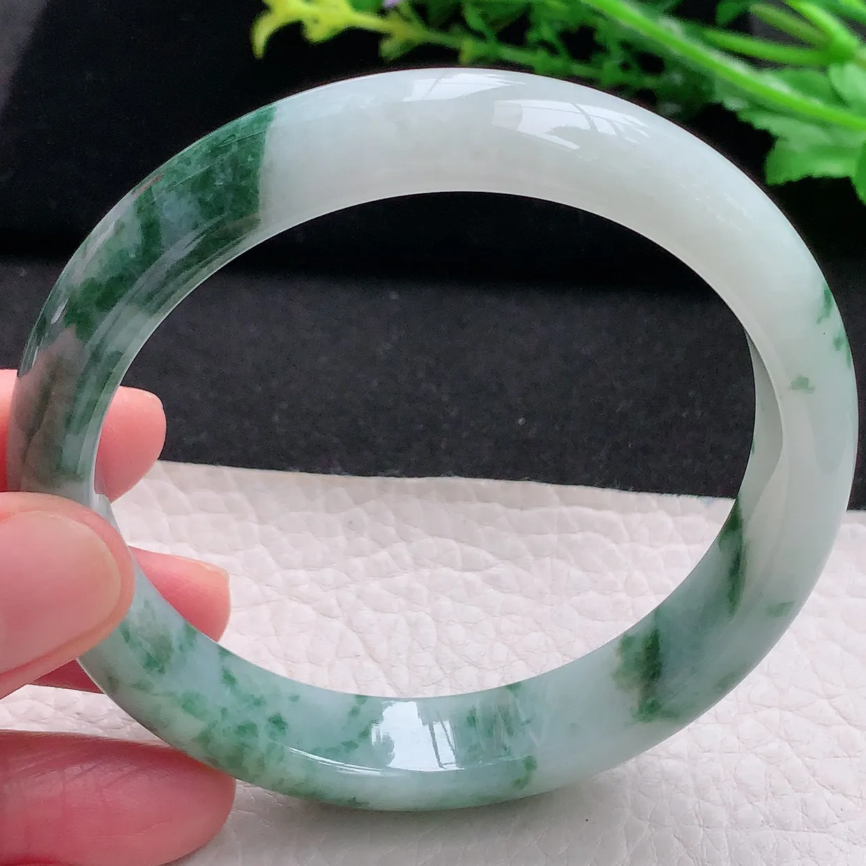 ll大圈口63*12.8*8平安镯 天然缅甸翡翠a 货冰飘花宽边玉镯子 玉手环
