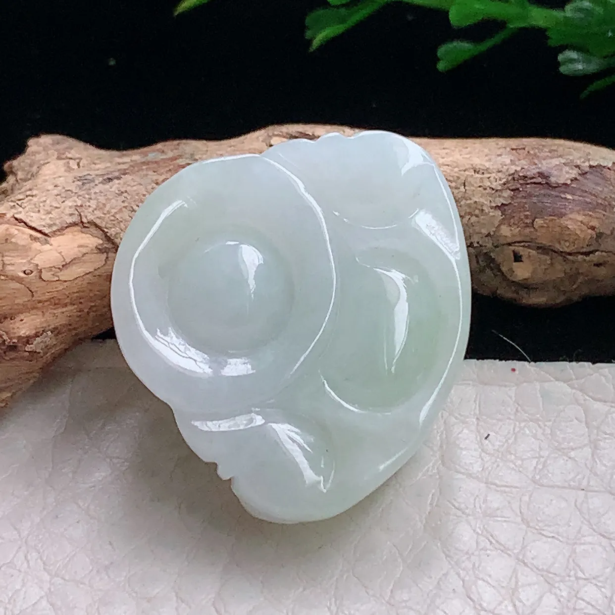 zen自然光24.5*28*11.7天然缅甸翡翠飘绿佛公 弥勒佛玉吊坠