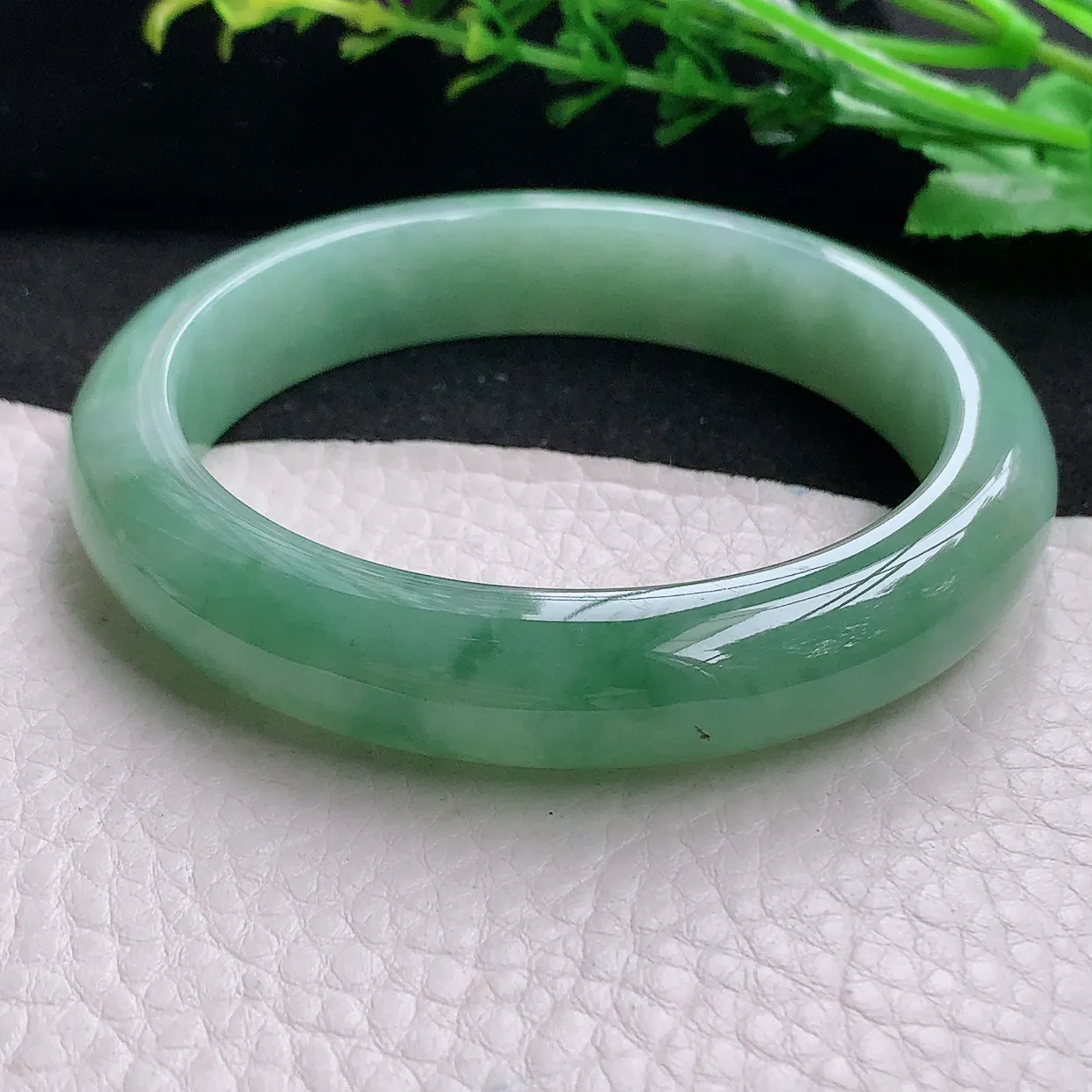 yh丈圈口60*12.7*8.8平安镯 天然缅甸翡翠冰胶半山水宽边玉镯子