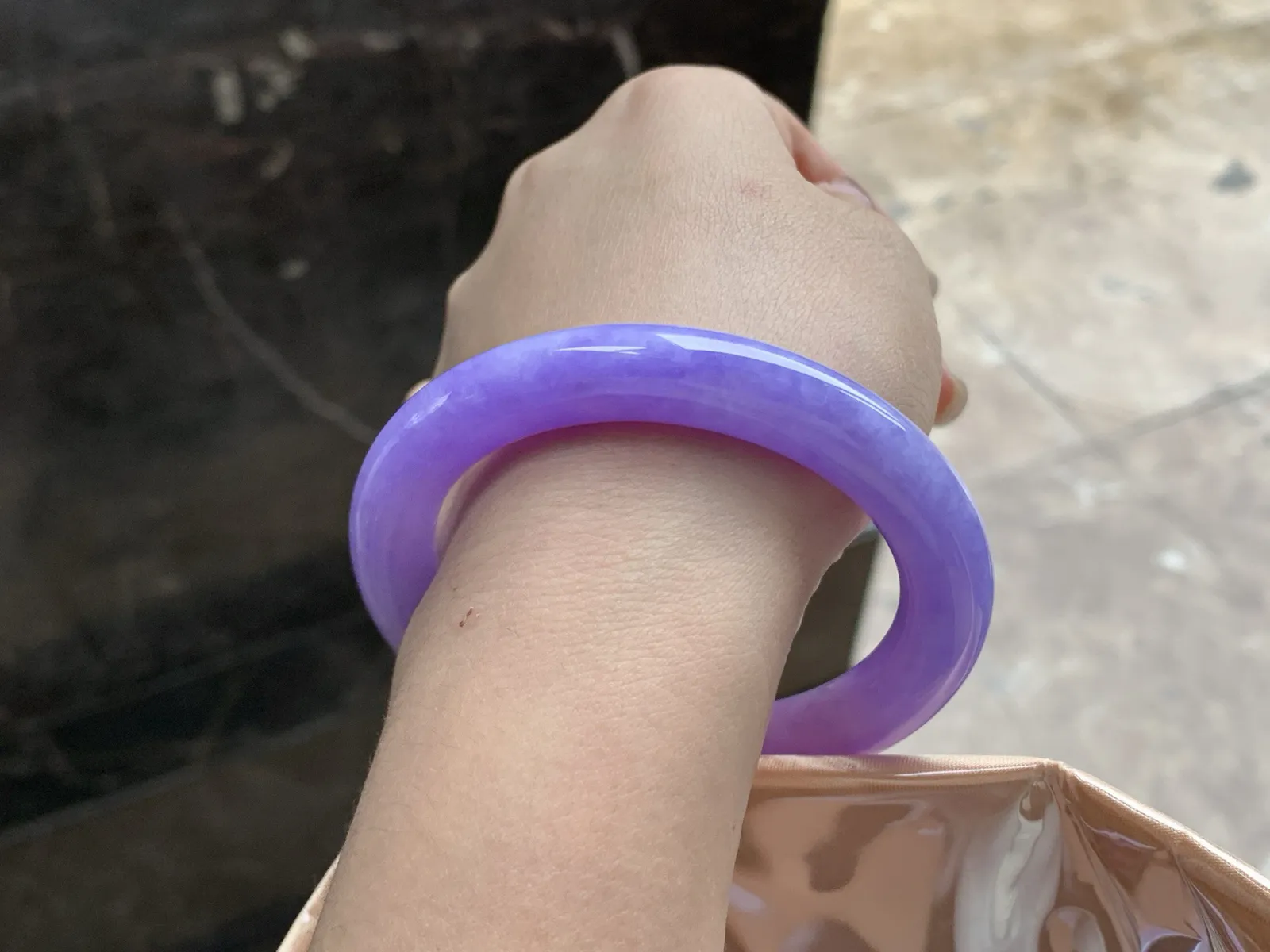 54-10.3

紫罗兰圆条手镯^_^颜色浓郁