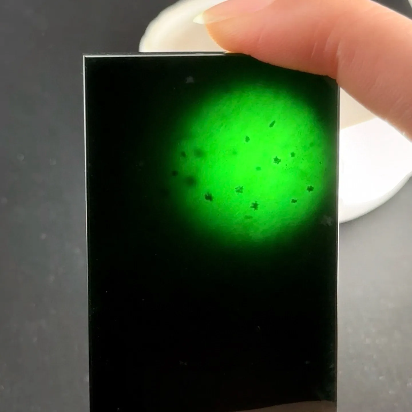 精品墨翠雪花棉无事牌 种好色正 黑度极好 打灯通透 油性十足  尺寸60